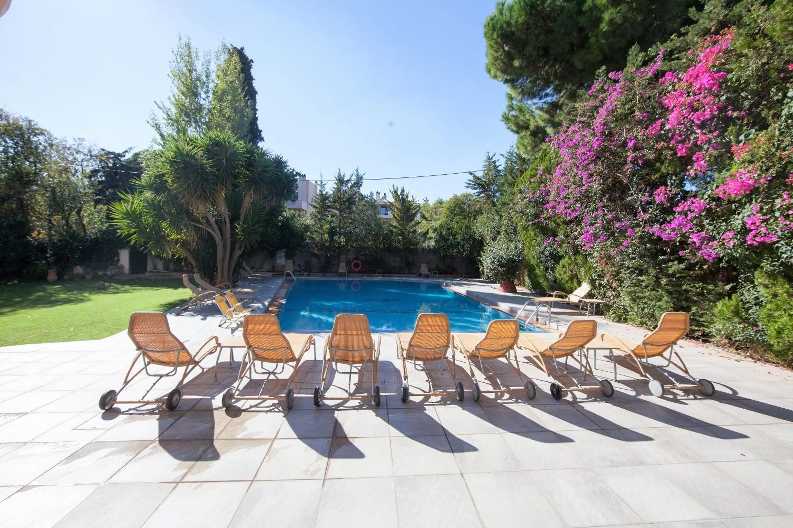 Swimming pool in Thomas Beach Hotel