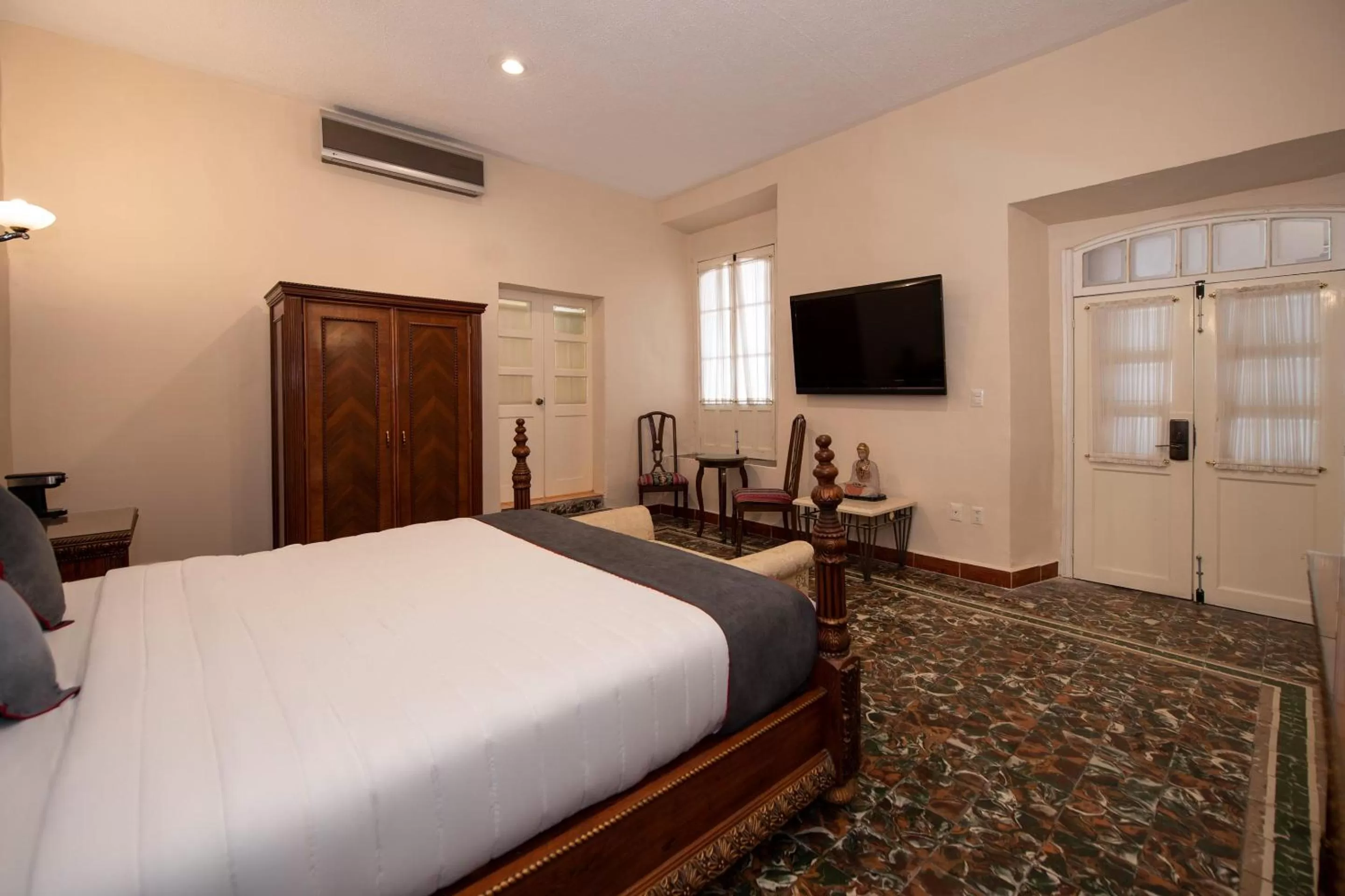 Bedroom, Bed in Hotel Senorial