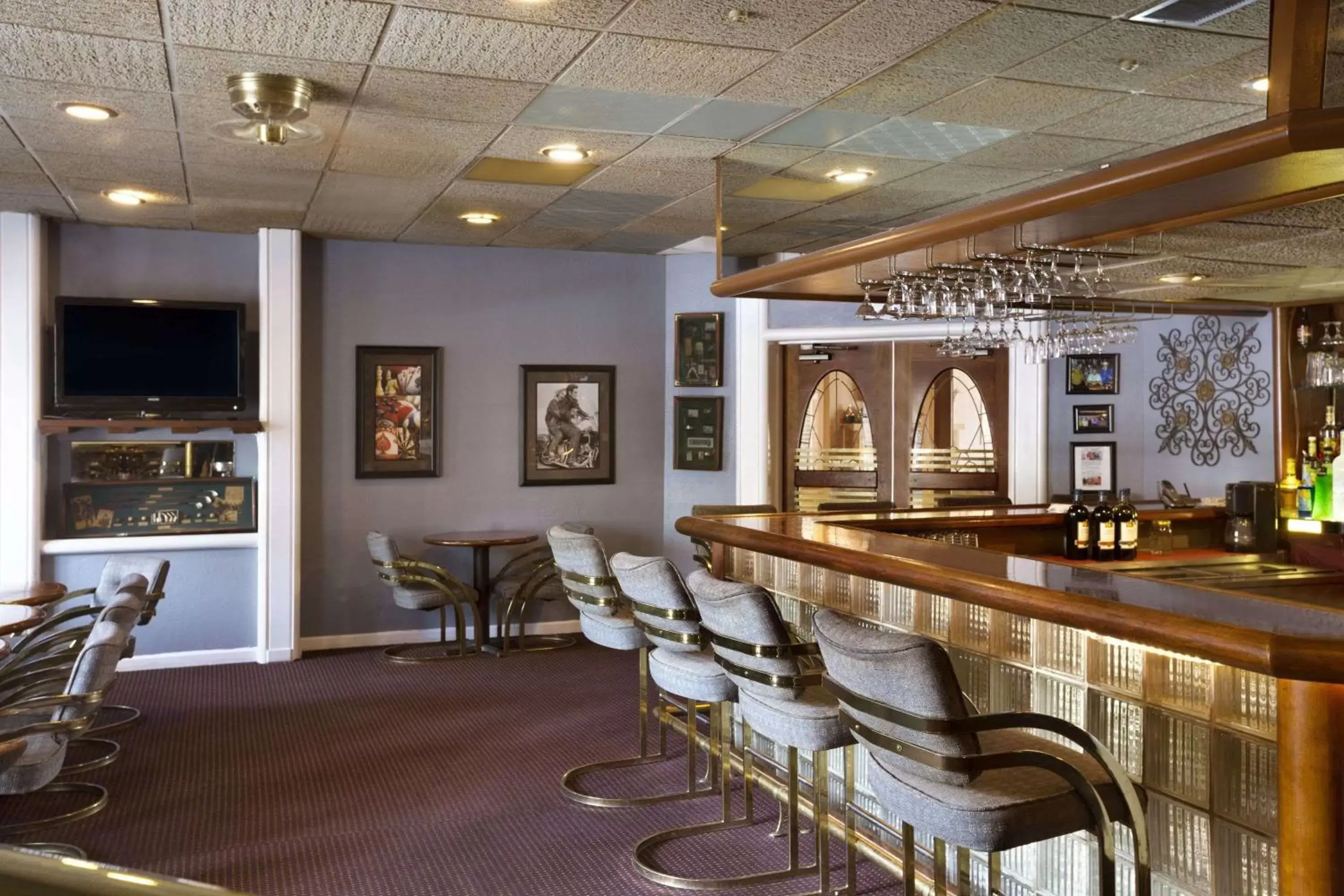 Lounge or bar, Lounge/Bar in Days Inn by Wyndham Lawton