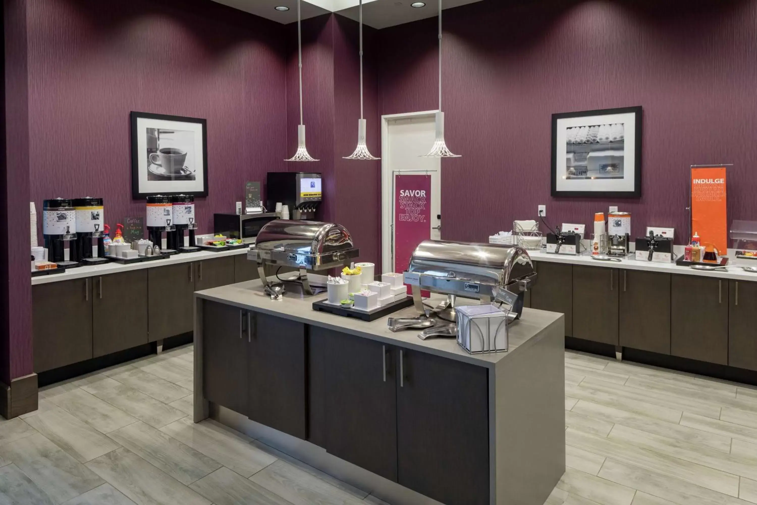 Breakfast, Restaurant/Places to Eat in Hampton Inn & Suites Asheville Biltmore Area