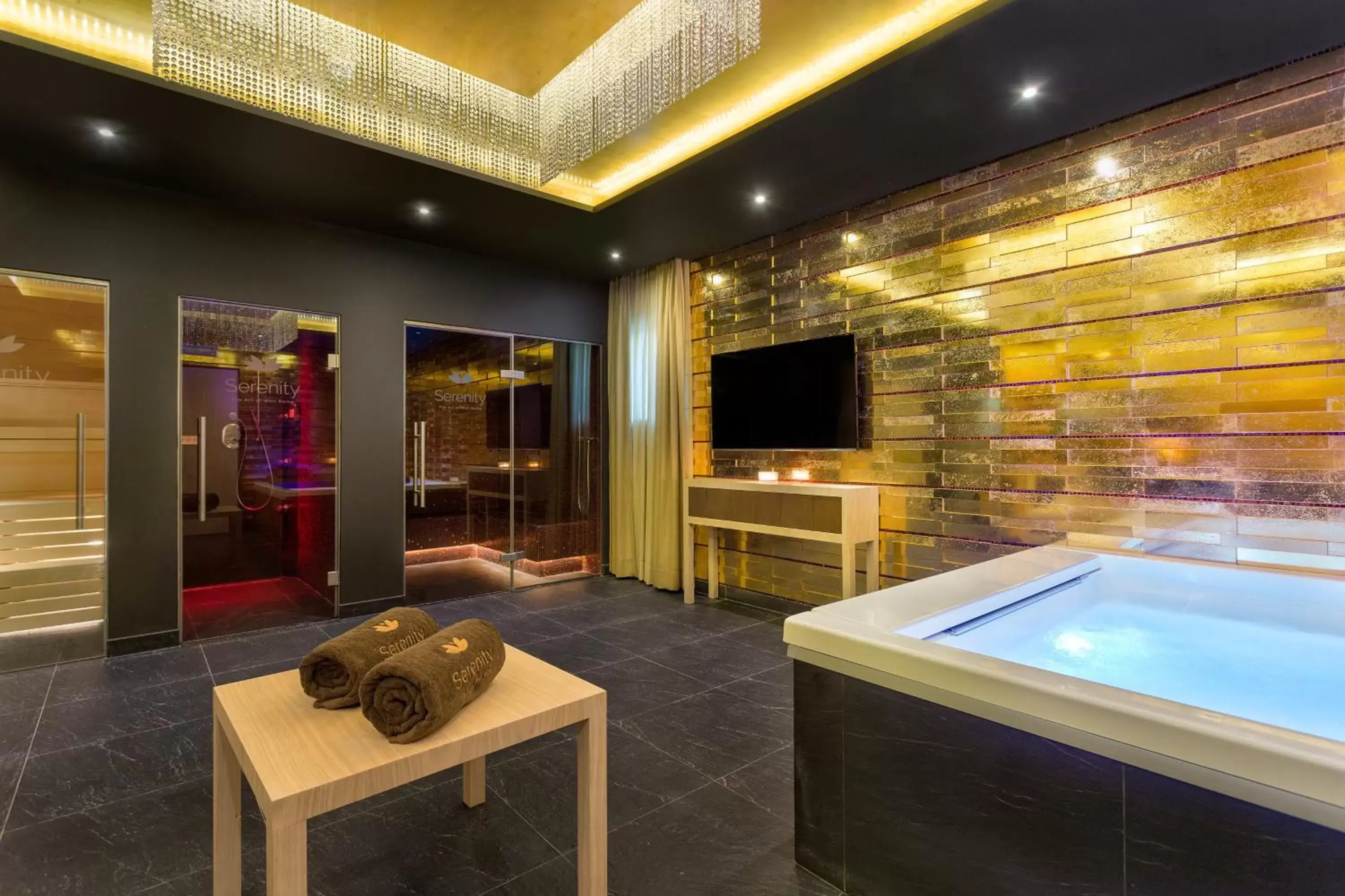 Spa and wellness centre/facilities in Pine Cliffs Hotel, a Luxury Collection Resort, Algarve