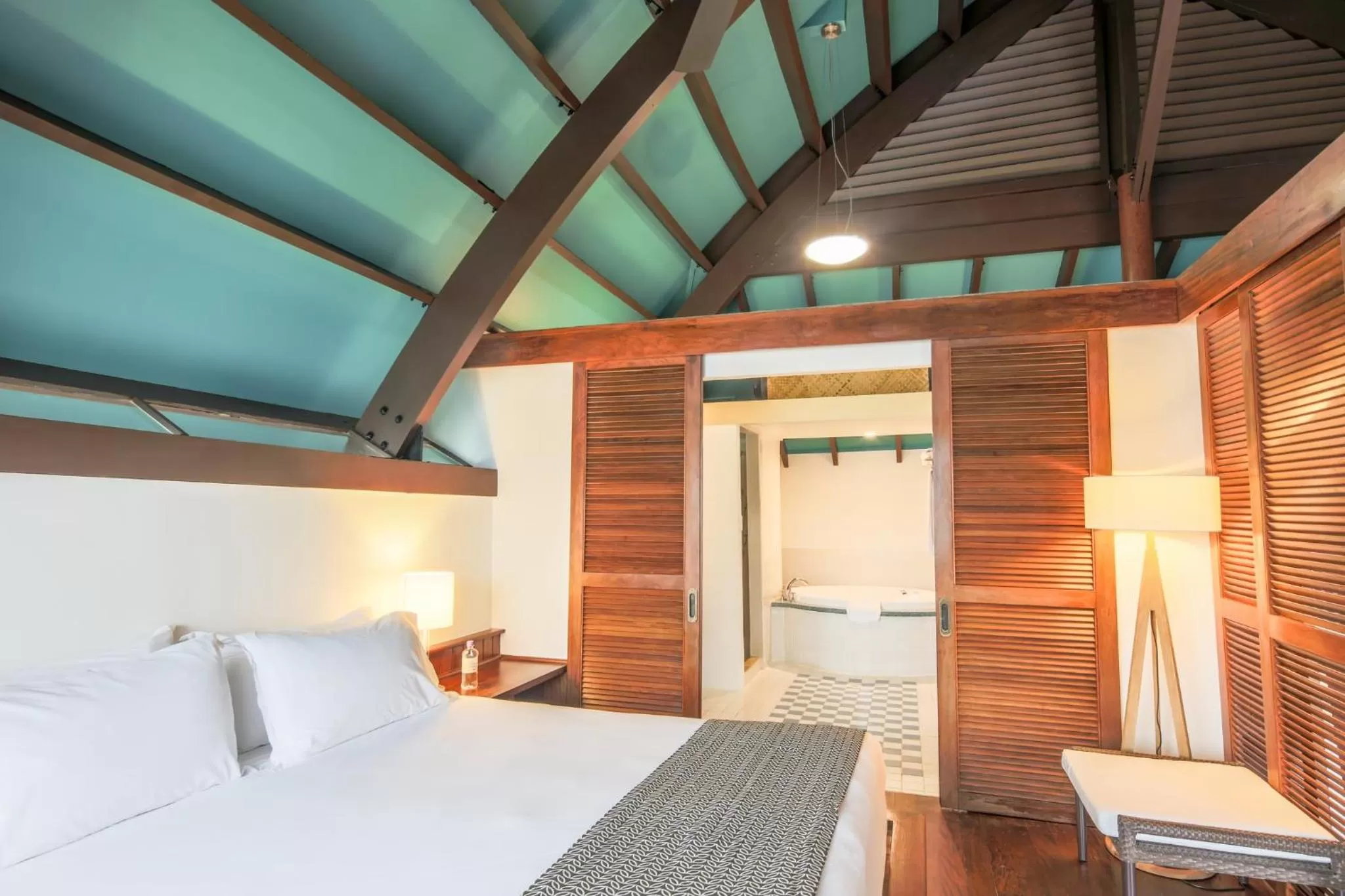 Photo of the whole room, Bed in Holiday Inn Resort Vanuatu by IHG