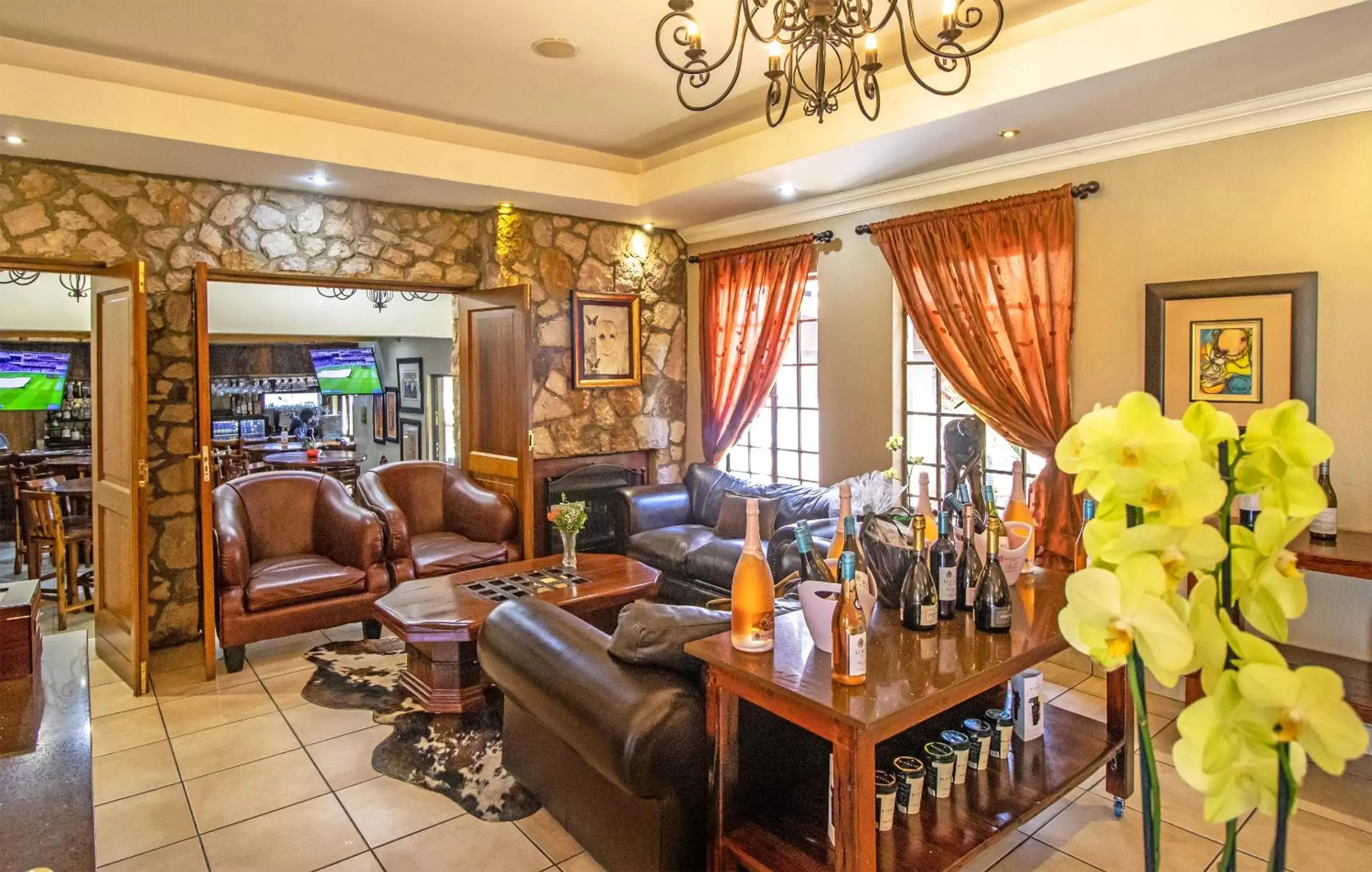 Lounge or bar, Seating Area in Afrique Boutique Hotel O.R. Tambo