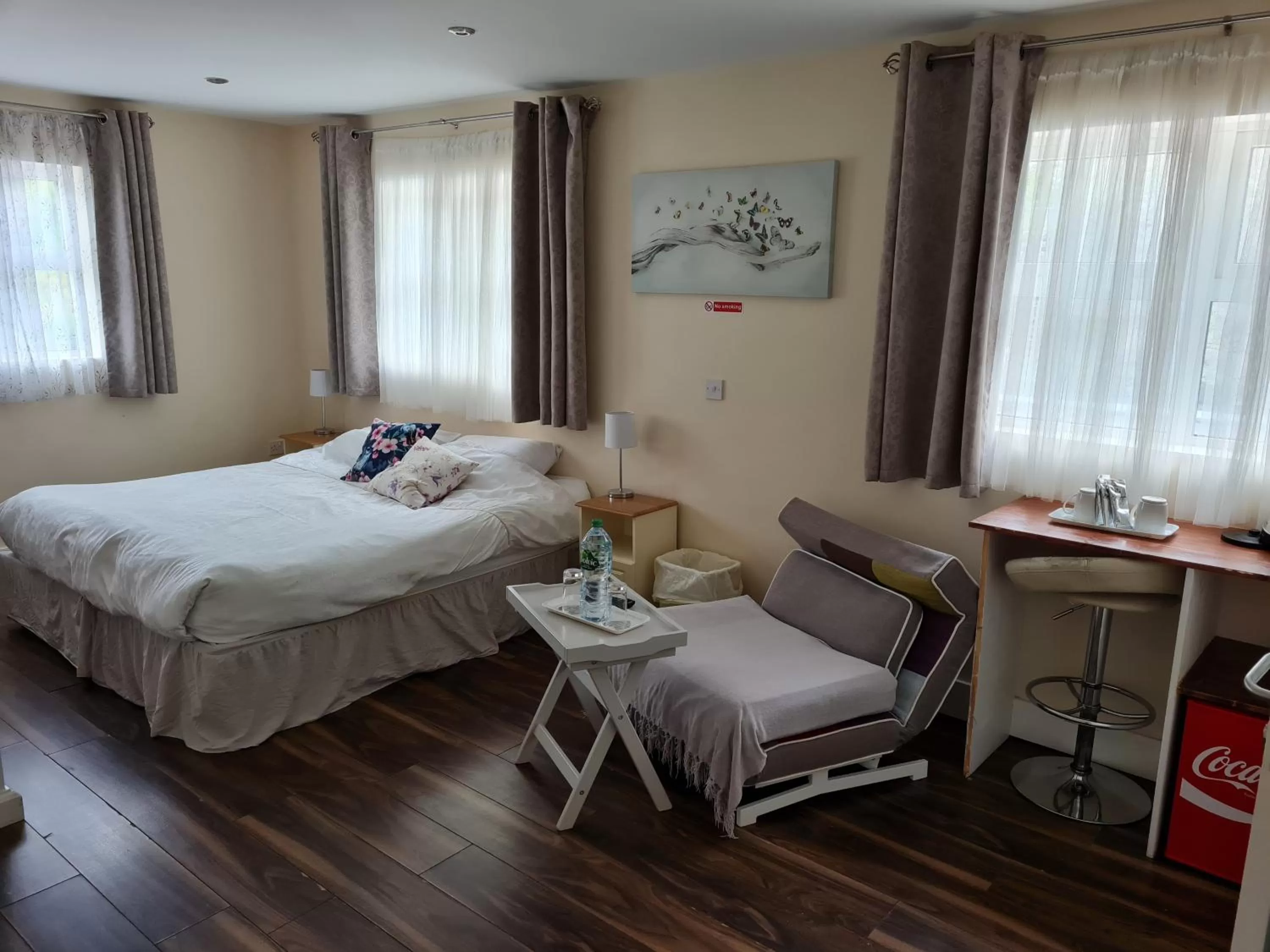 Bed in Ridge-Rock Accommodation