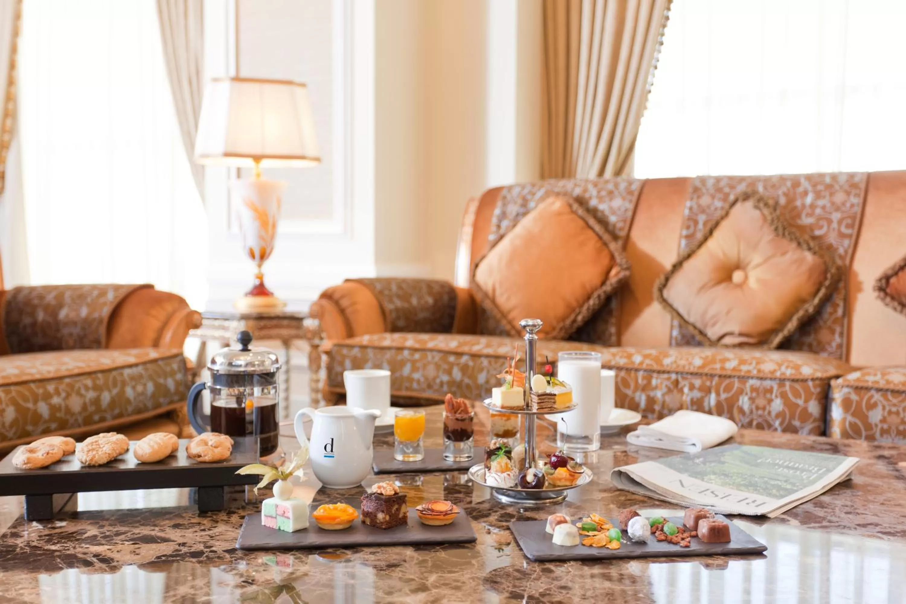 Living room in Divan Erbil Hotel