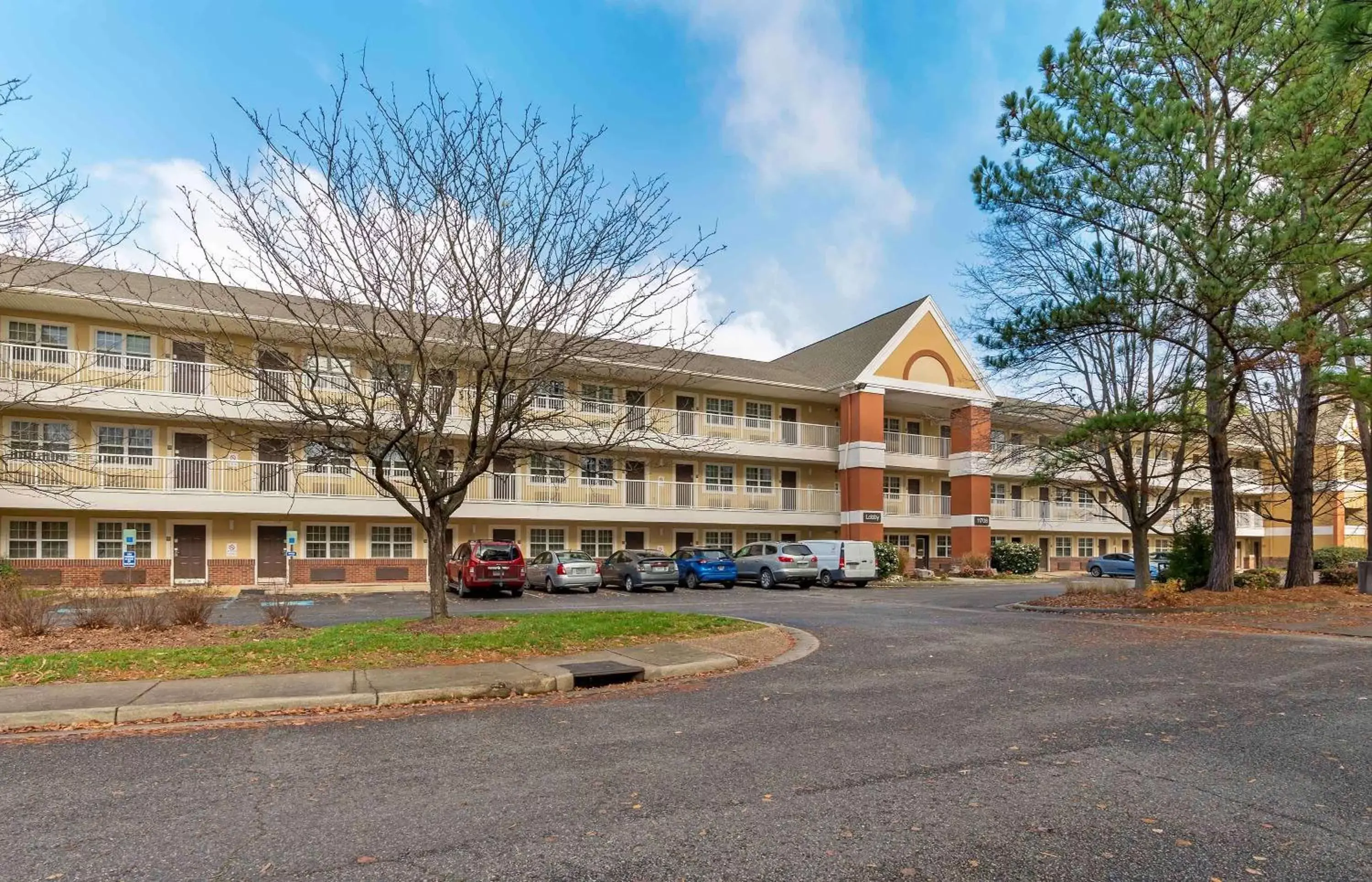 Property Building in Extended Stay America Suites - Newport News - Oyster Point