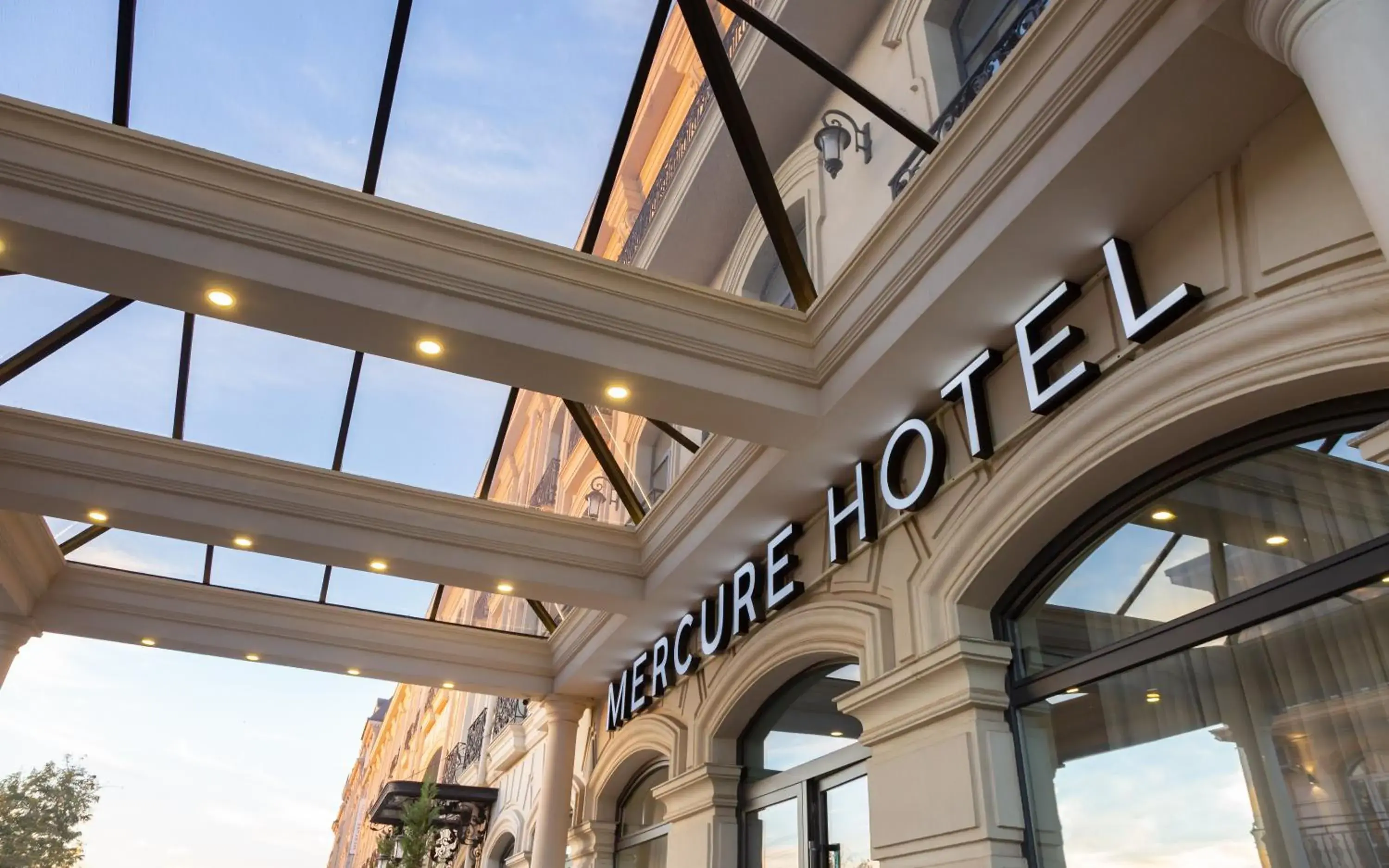 Property building in Mercure Tashkent South Property building in Mercure Tashkent South