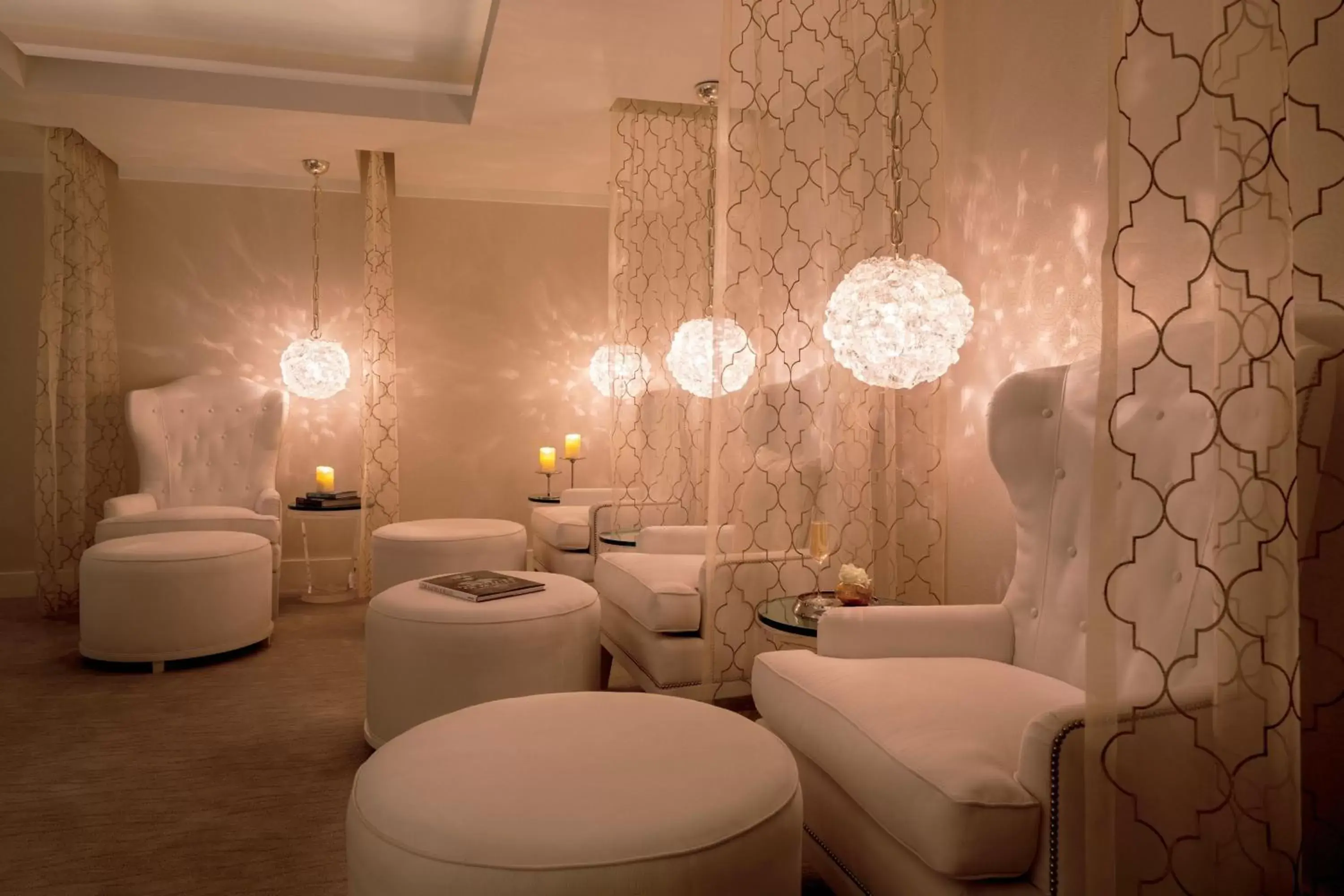 Lounge or bar, Bathroom in The Ritz-Carlton, Rancho Mirage