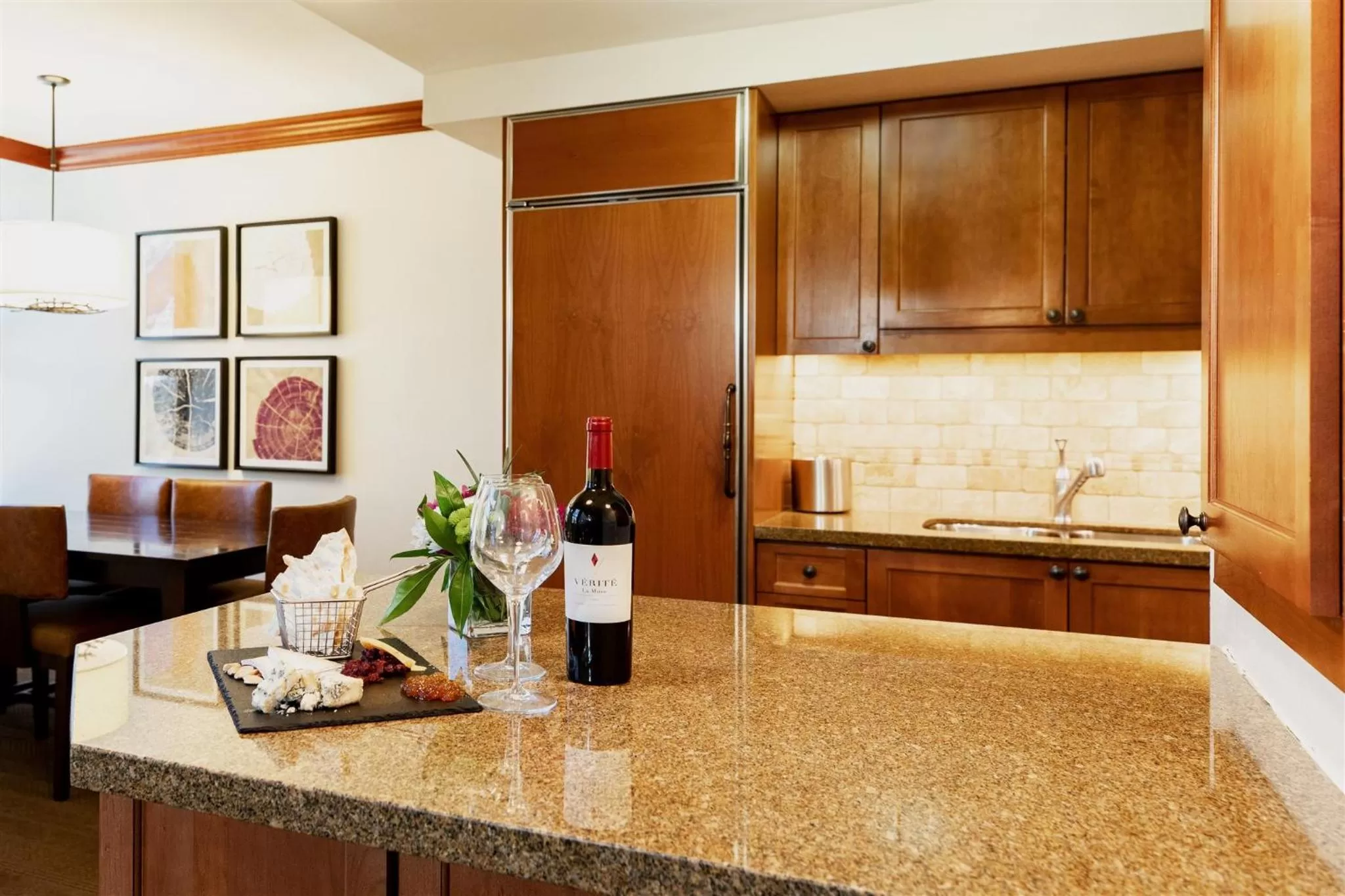 Everline Resort and Spa, Lake Tahoe