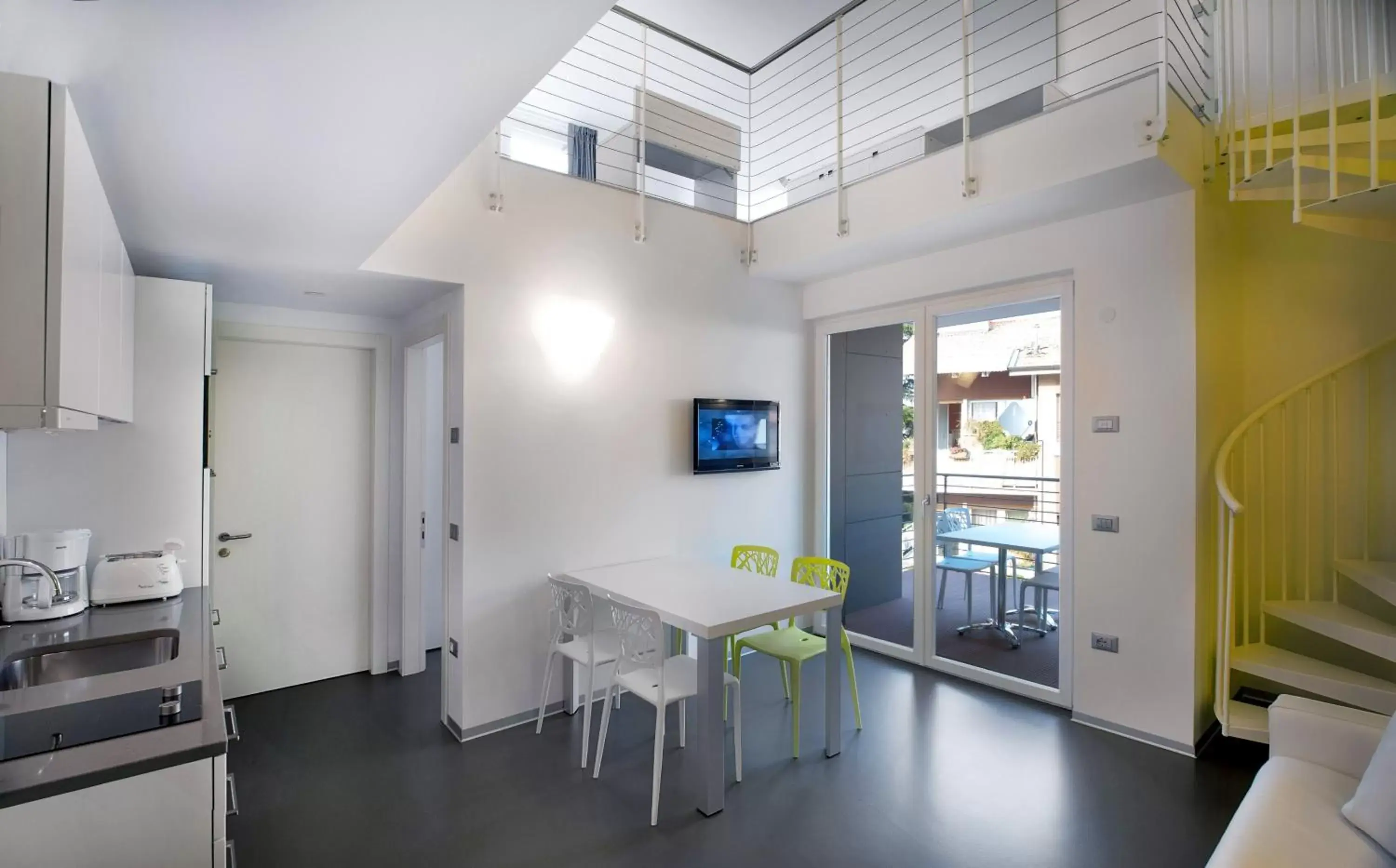 Balcony/Terrace, Dining Area in Gardabike Residence