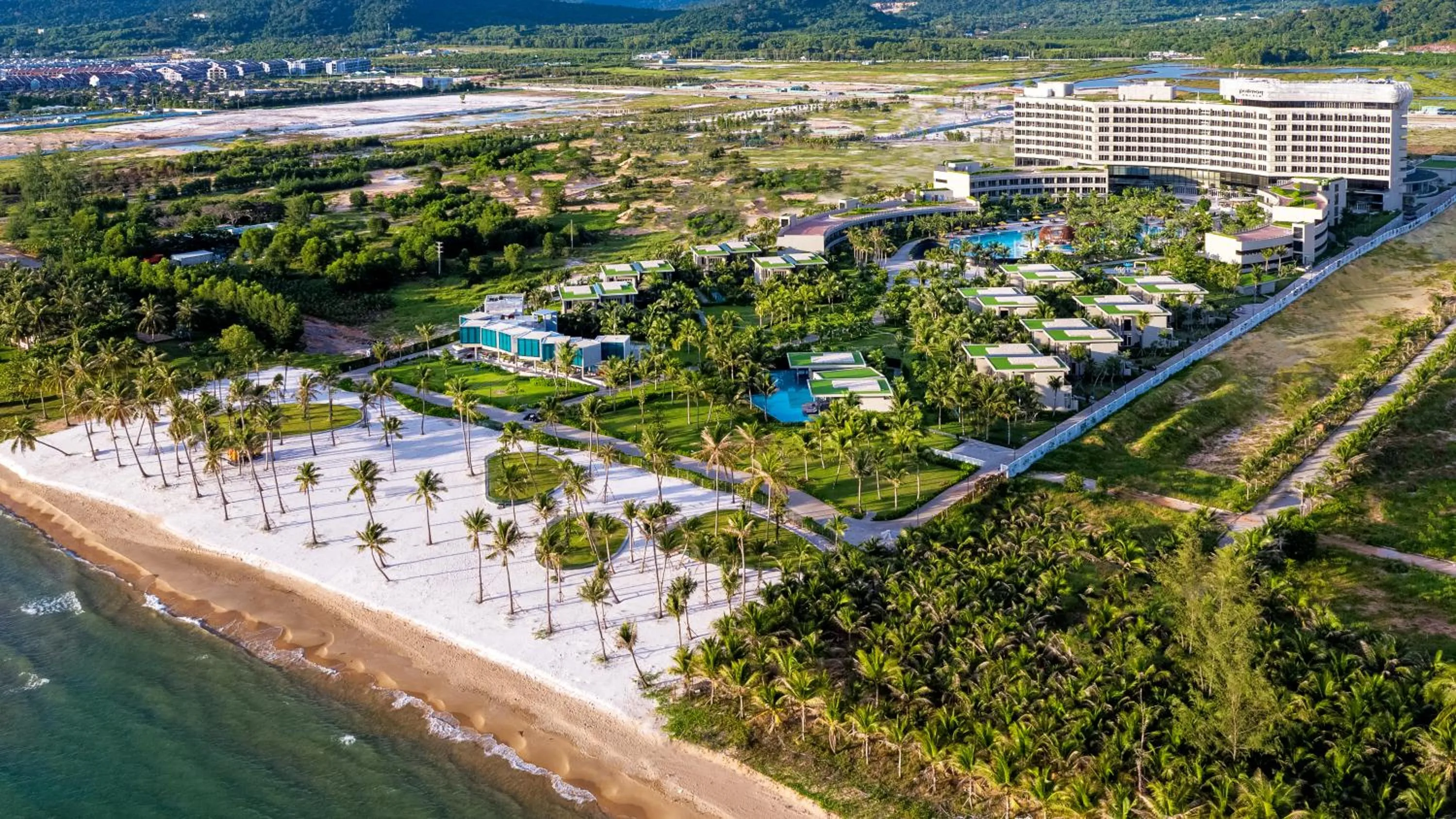 Property building in Pullman Phu Quoc Beach Resort