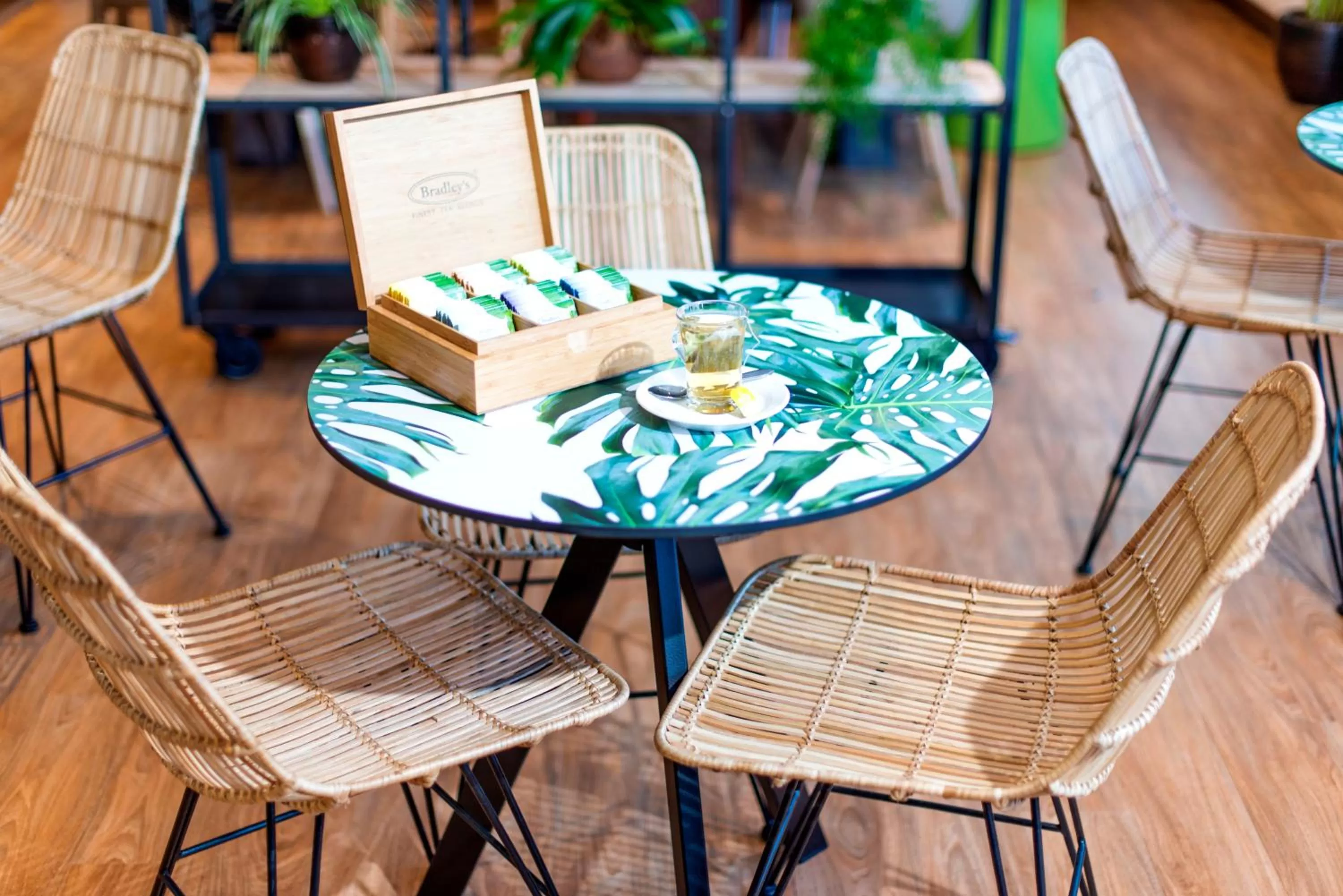 Non alcoholic drinks in Court Garden Hotel