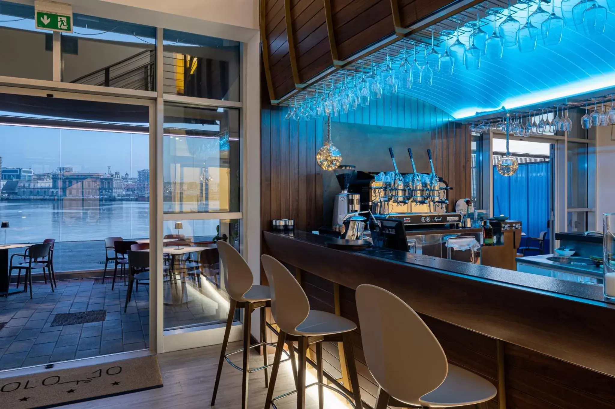 Restaurant/places to eat, Lounge/Bar in Smart Hotel Napoli