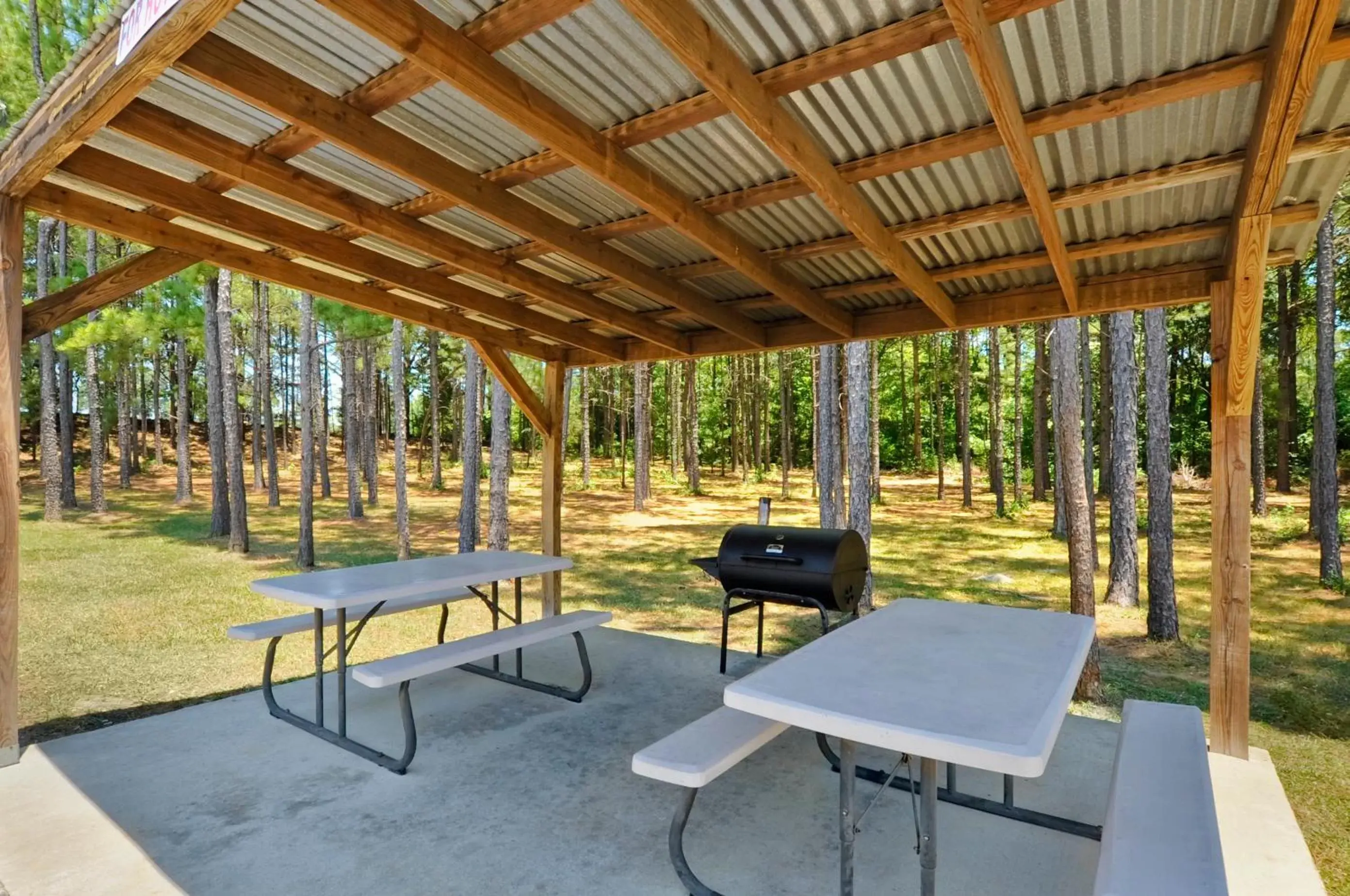 Food and drinks in Super 8 by Wyndham Monticello AR Food and drinks in Super 8 by Wyndham Monticello AR