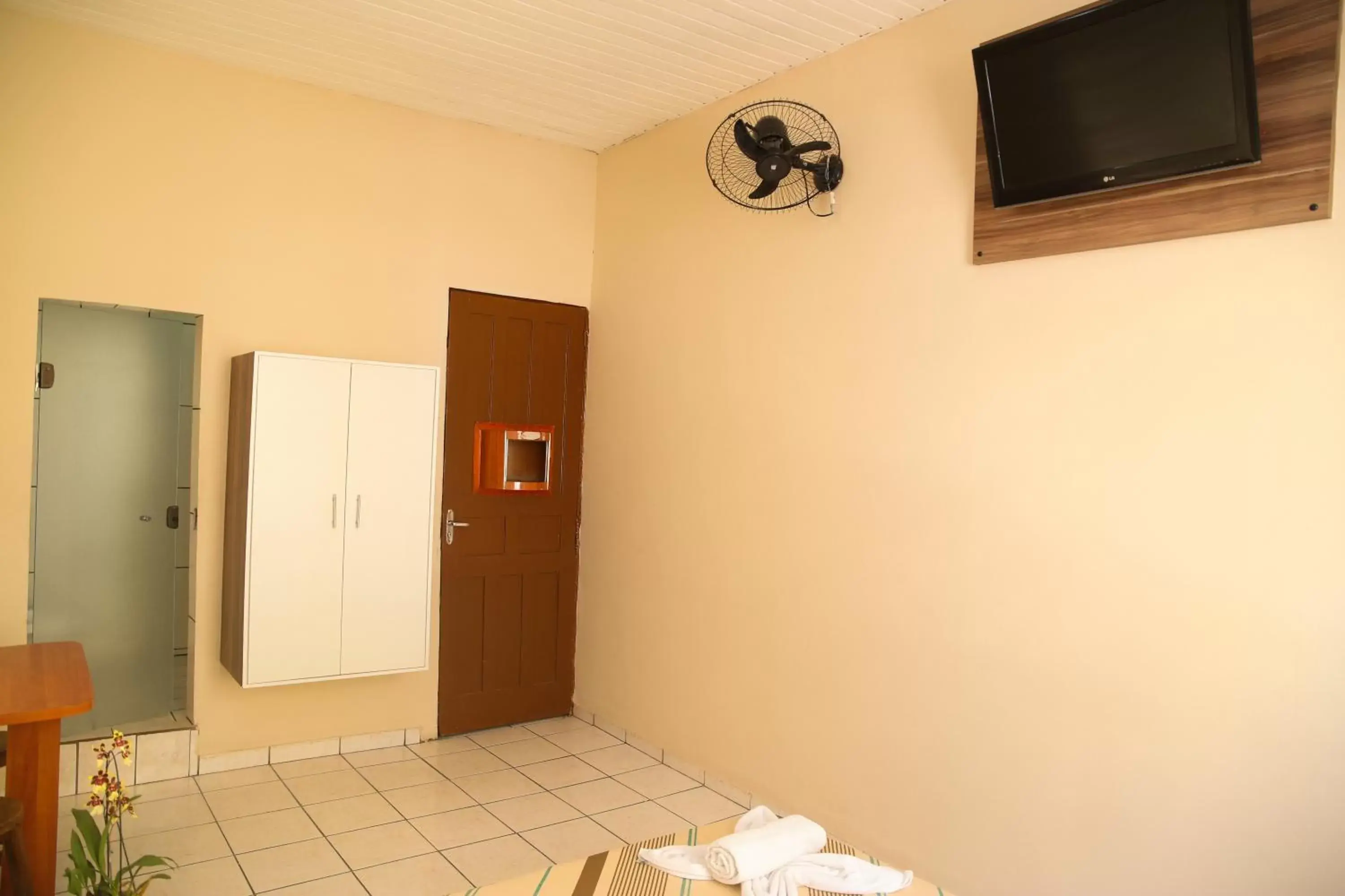 Standard Double Room with Fan in Hotel Hot Brás Standard Double Room with Fan in Hotel Hot Brás