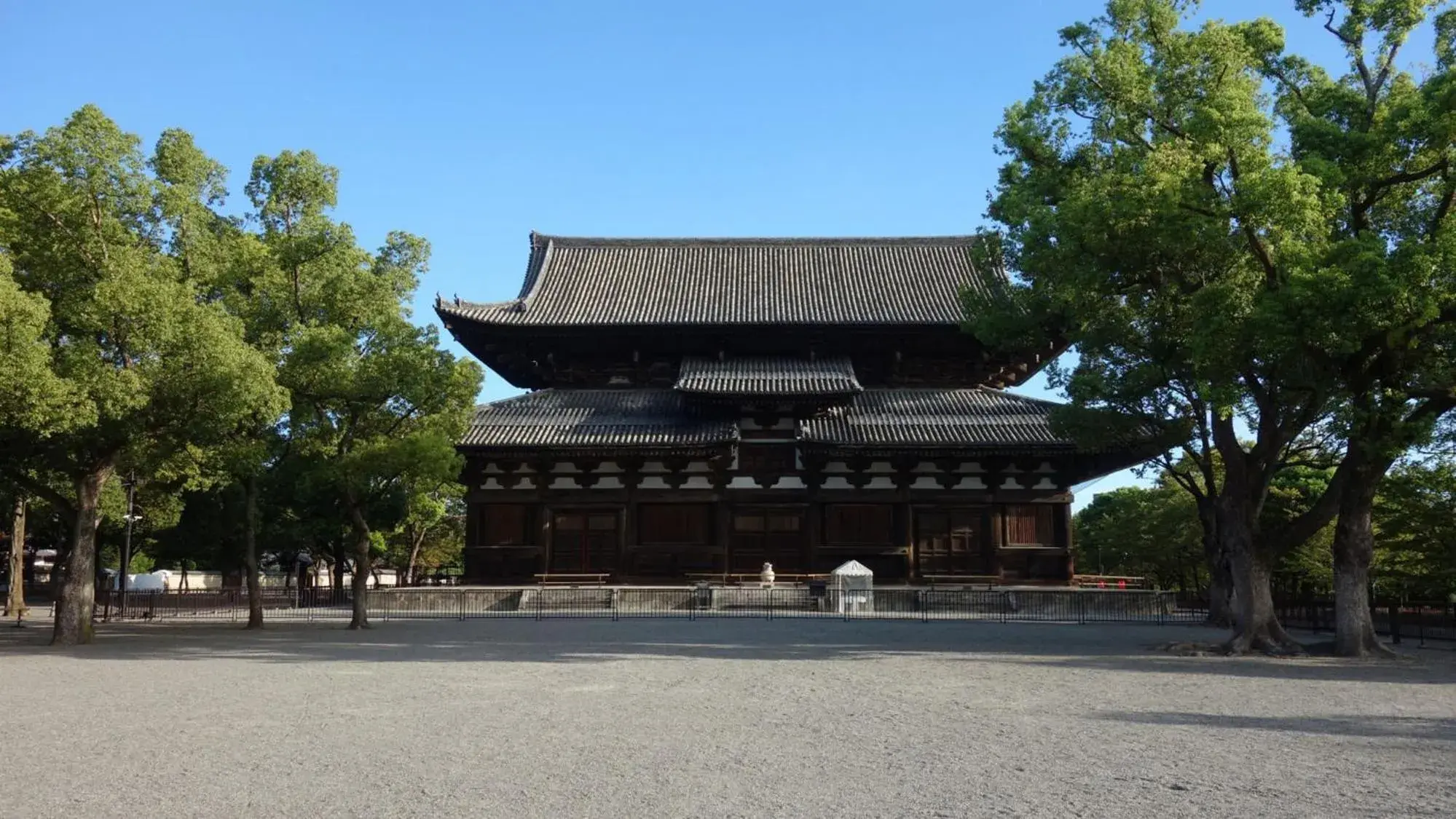 Nearby landmark, Property Building in Toyoko Inn Kyoto Gojo-Karasuma