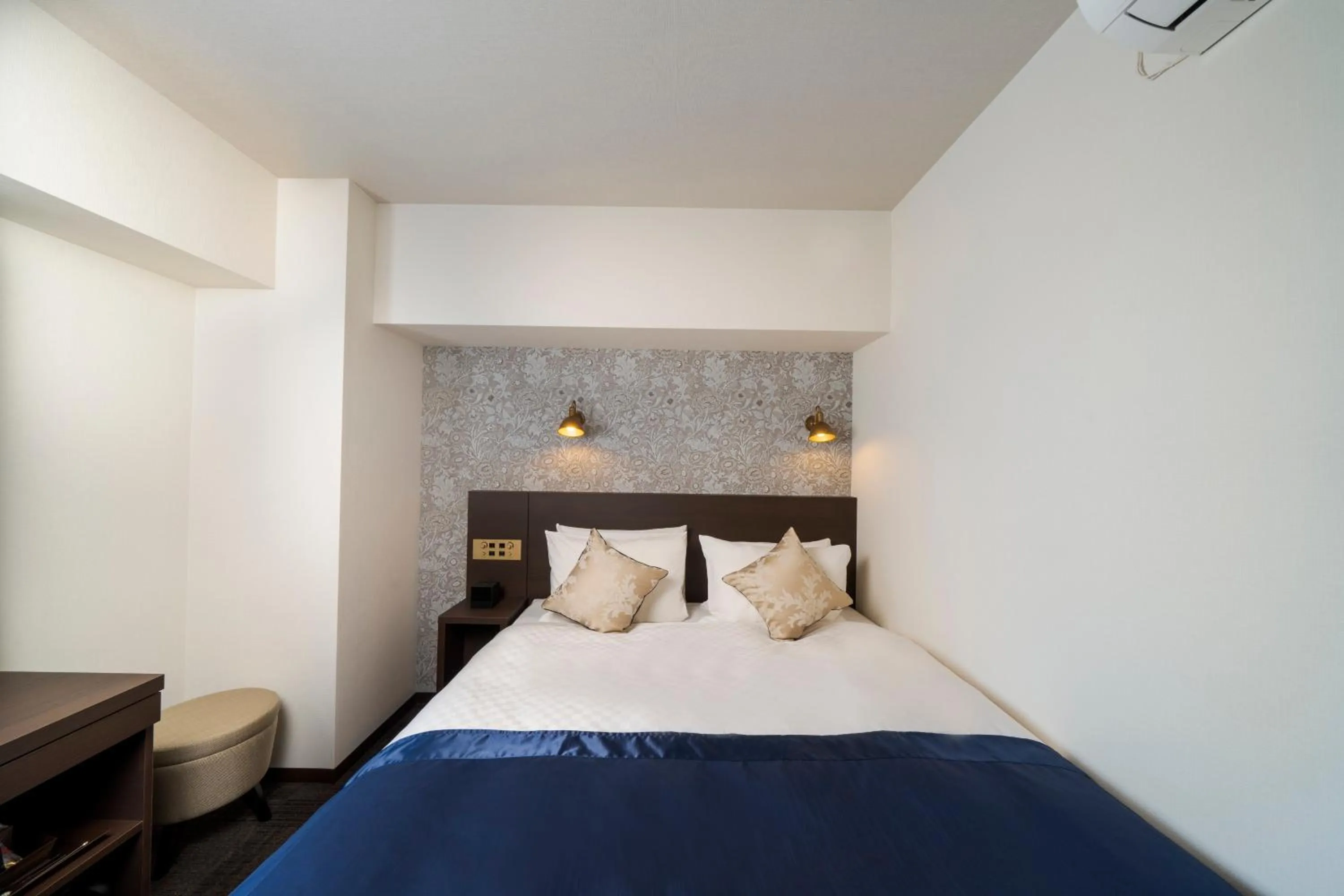 Bed in Best Western Hotel Fino Shin-Yokohama