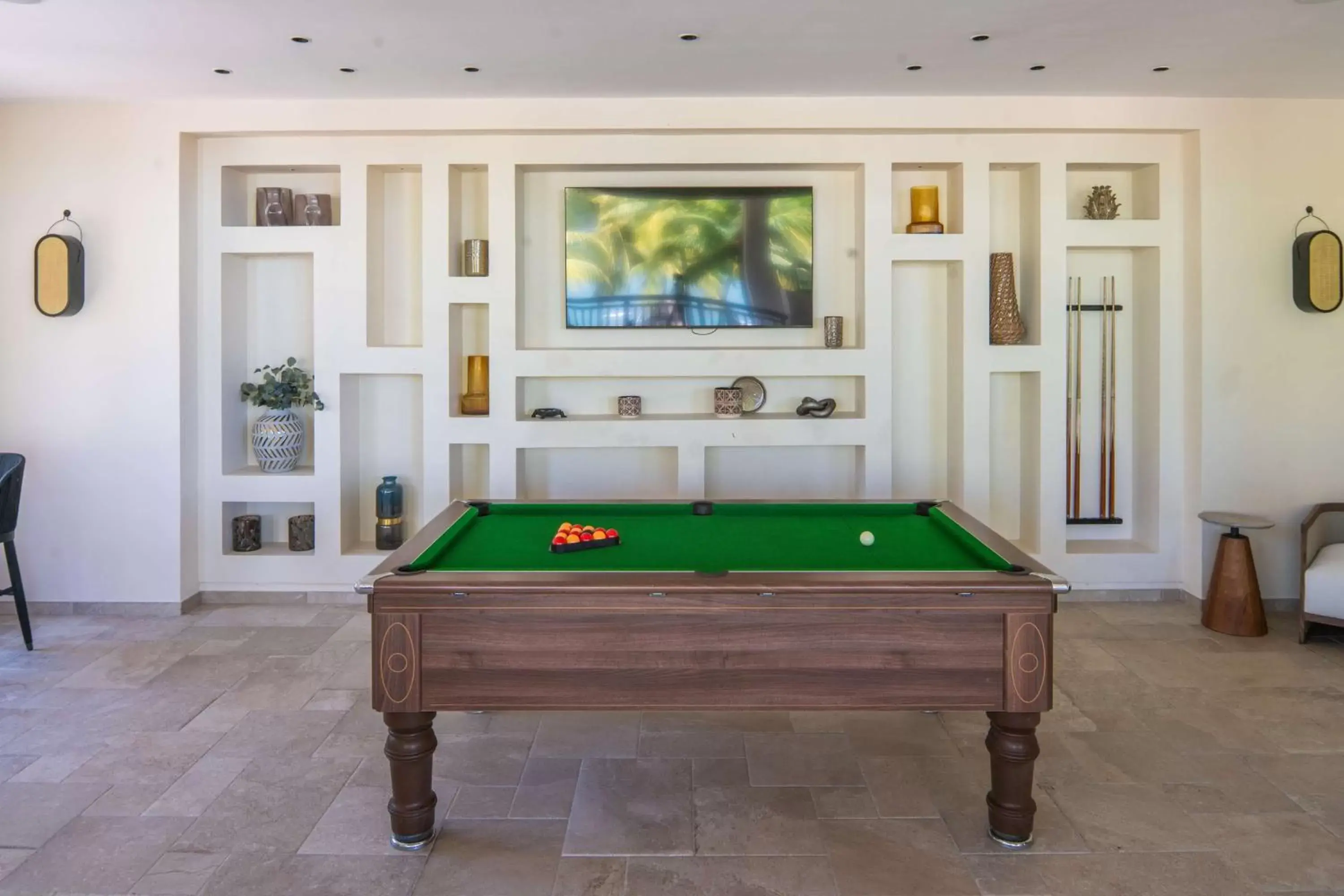 Lounge or bar, Billiards in Hilton Mauritius Resort & Spa