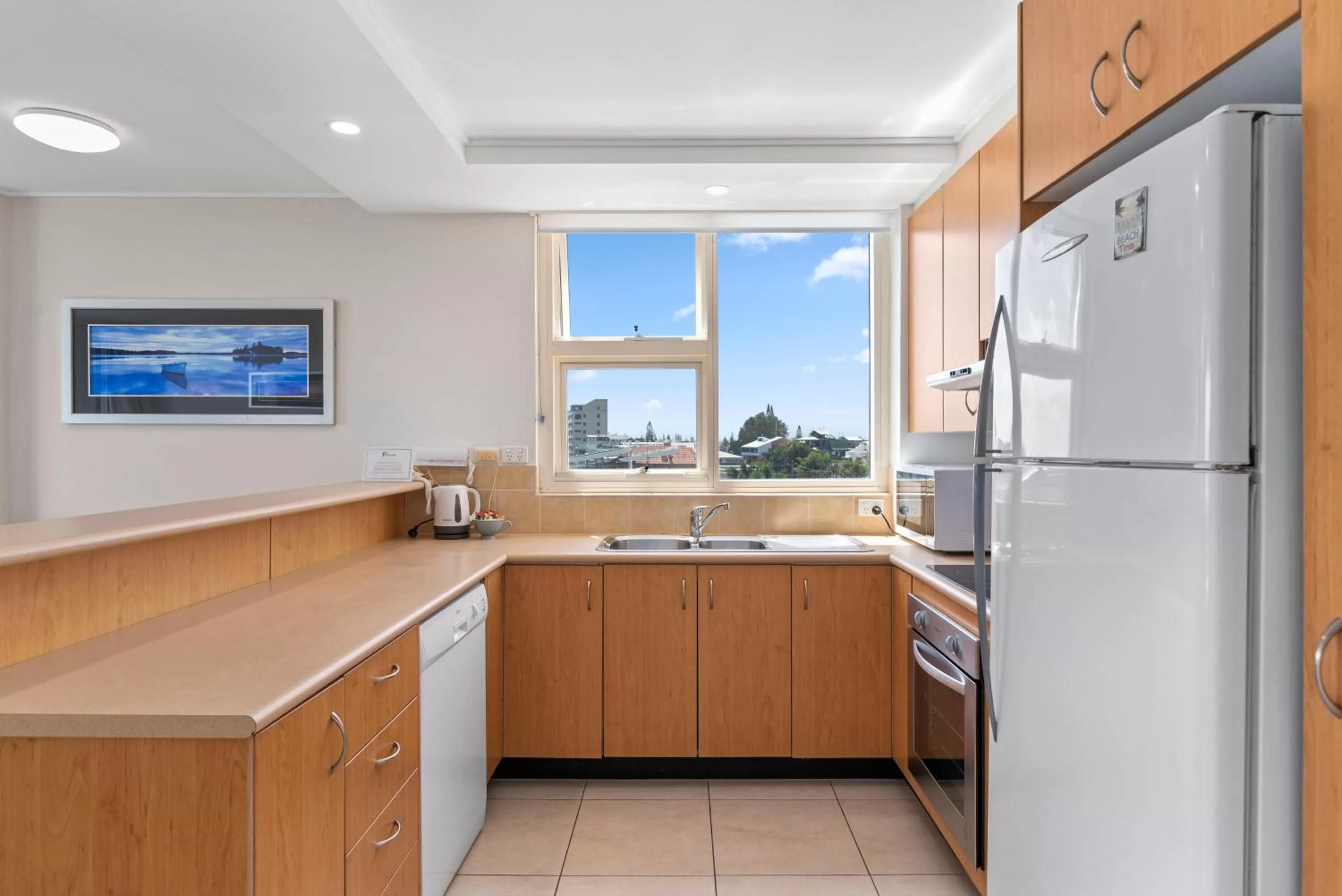 Kitchen or kitchenette in 84 The Spit Holiday Apartments