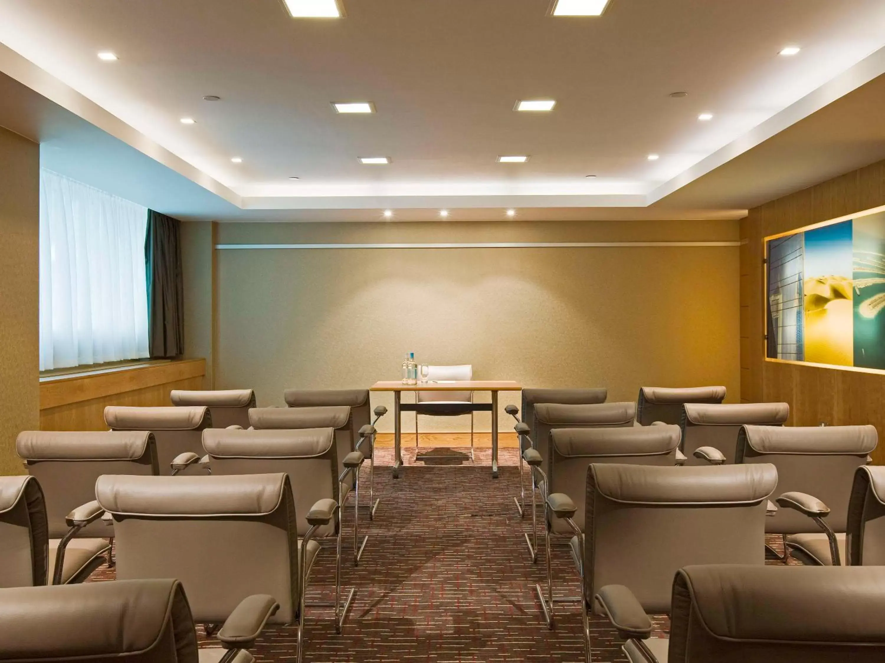 Meeting/conference room in Sofitel London Heathrow