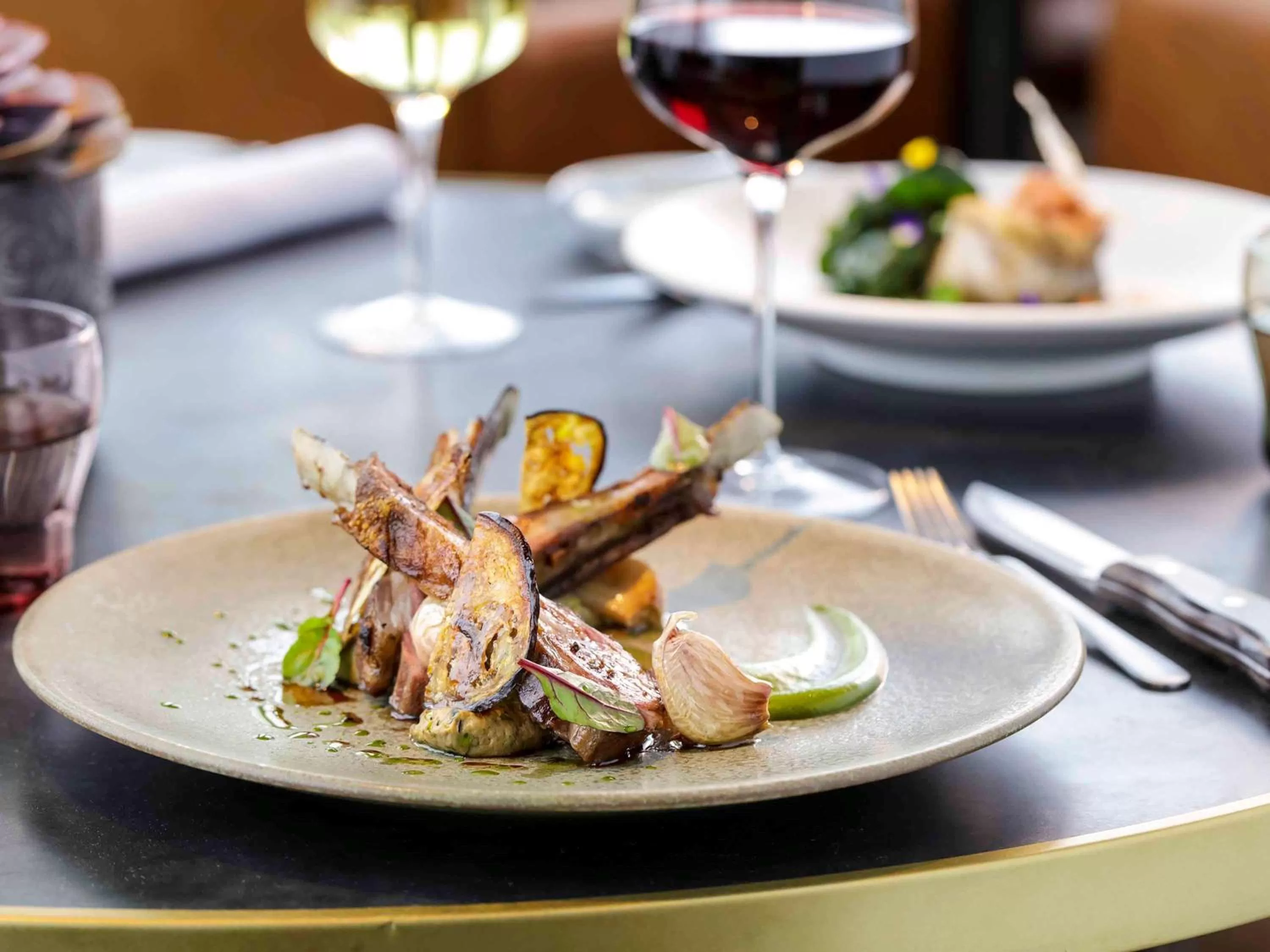 Restaurant/places to eat in Novotel London Canary Wharf