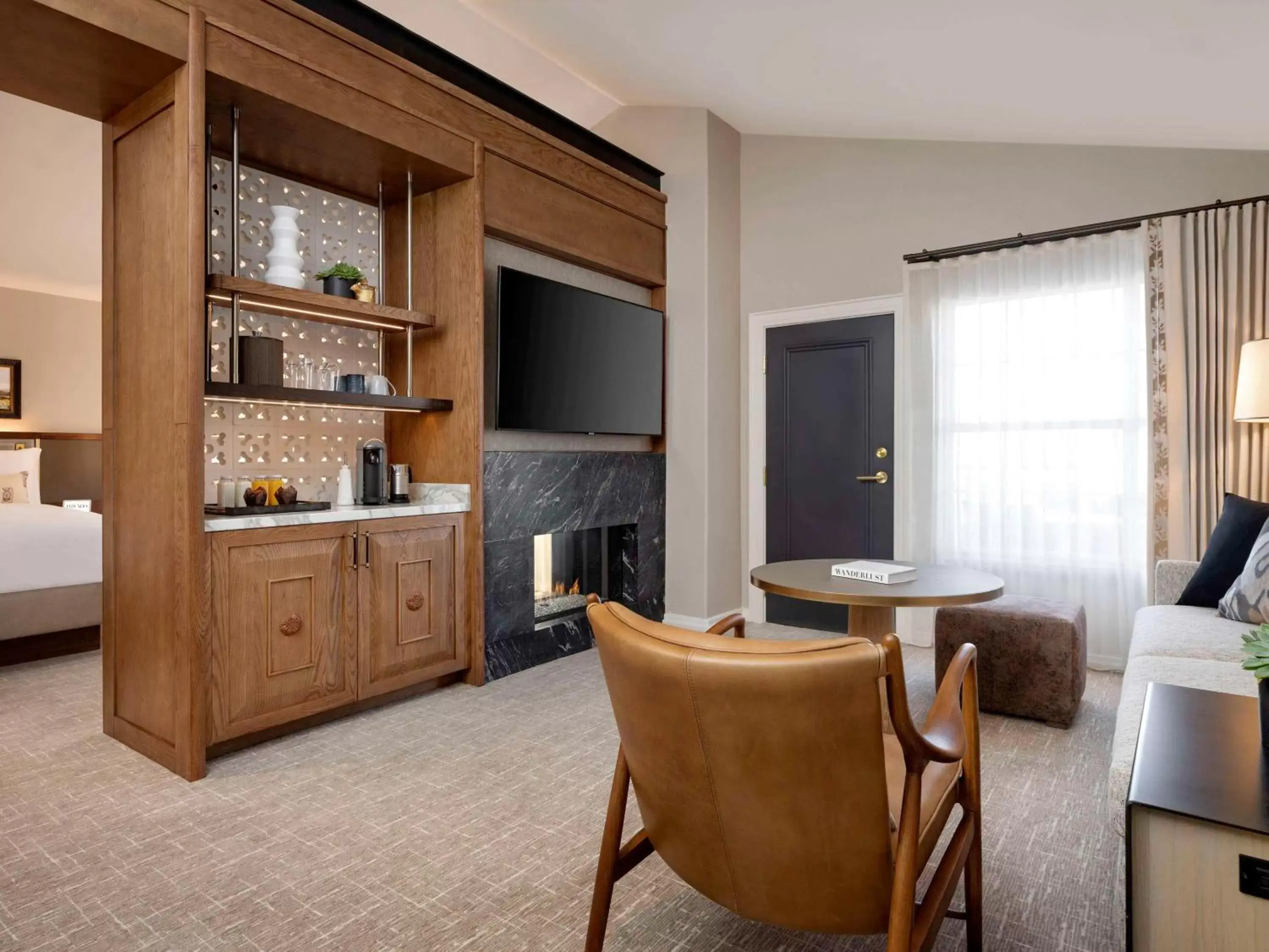 Bedroom, Kitchen/Kitchenette in Fairmont Scottsdale Princess