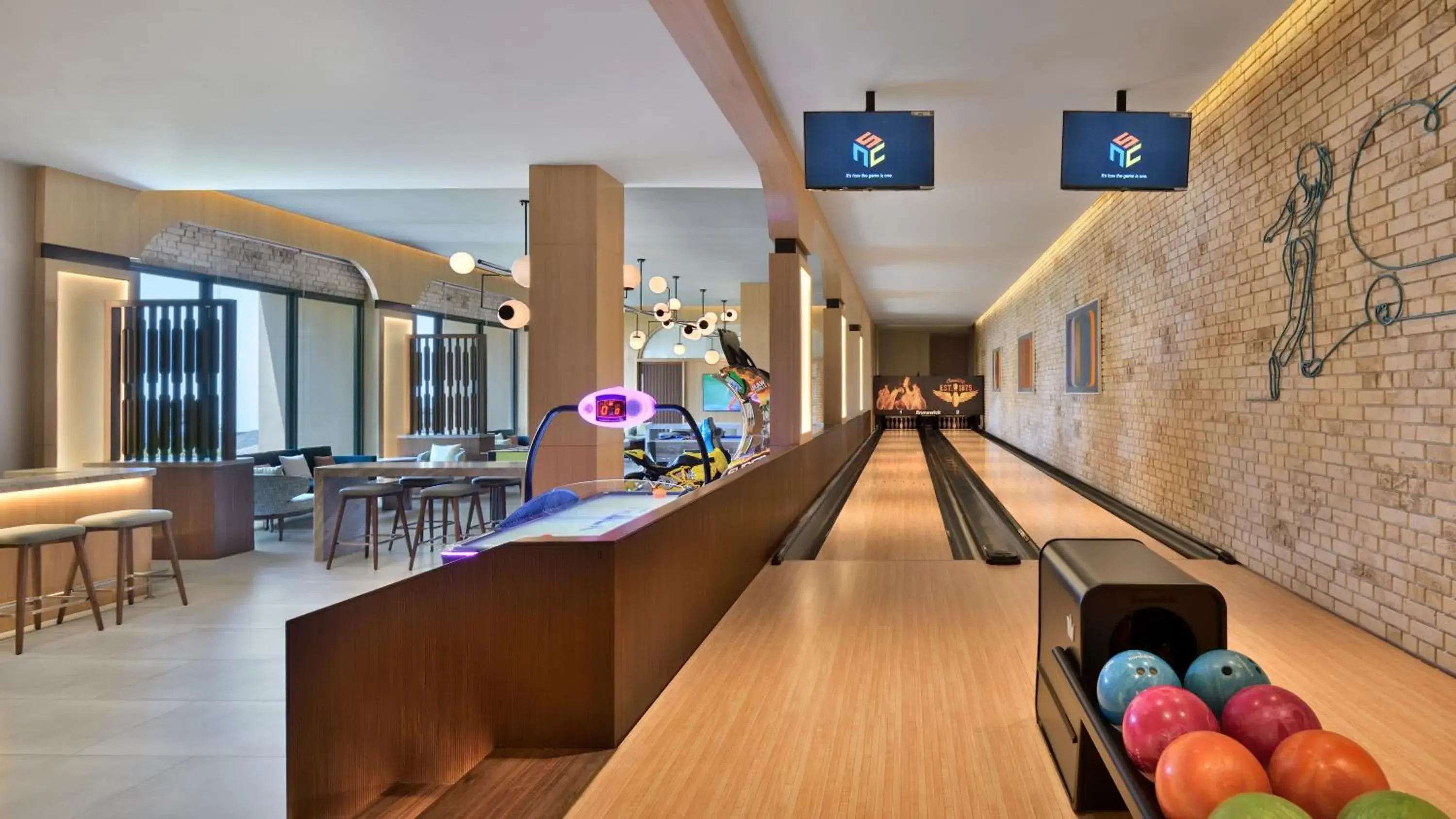 Bowling in The Westin Resort & Spa Himalayas