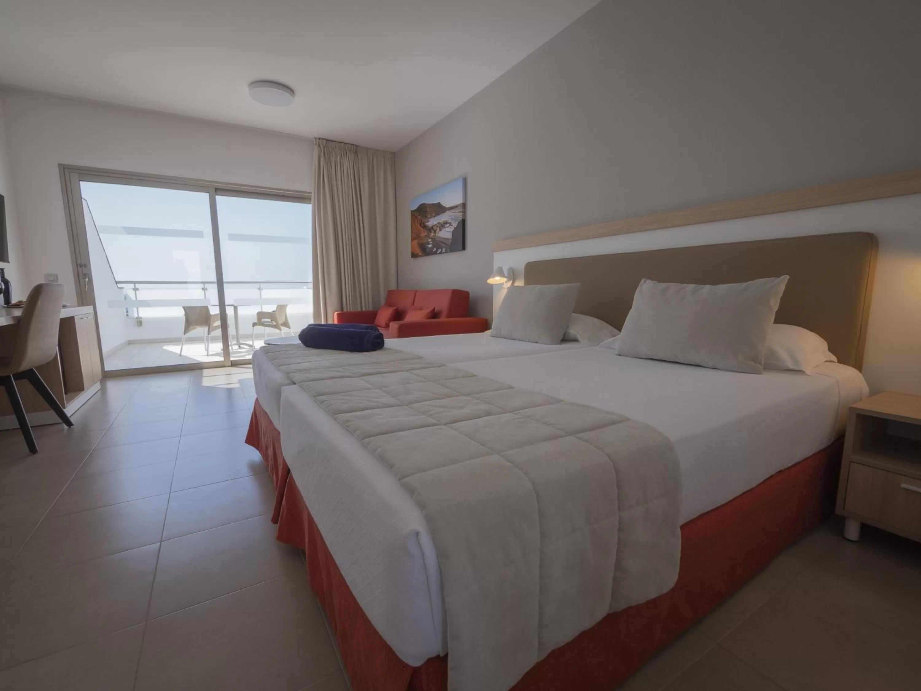 Photo of the whole room, Bed in Hotel Lanzarote Village