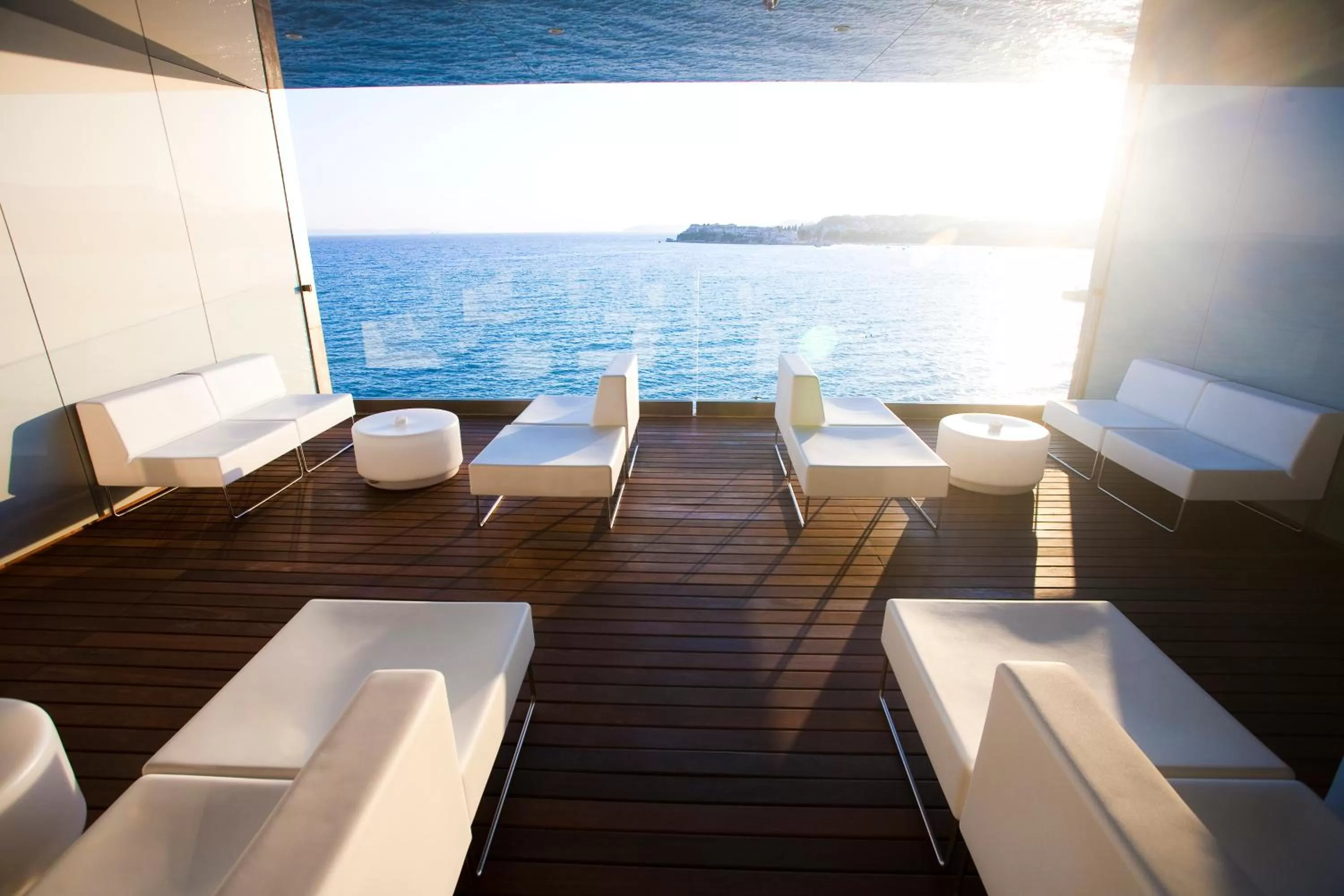 Spring in Hotel Split