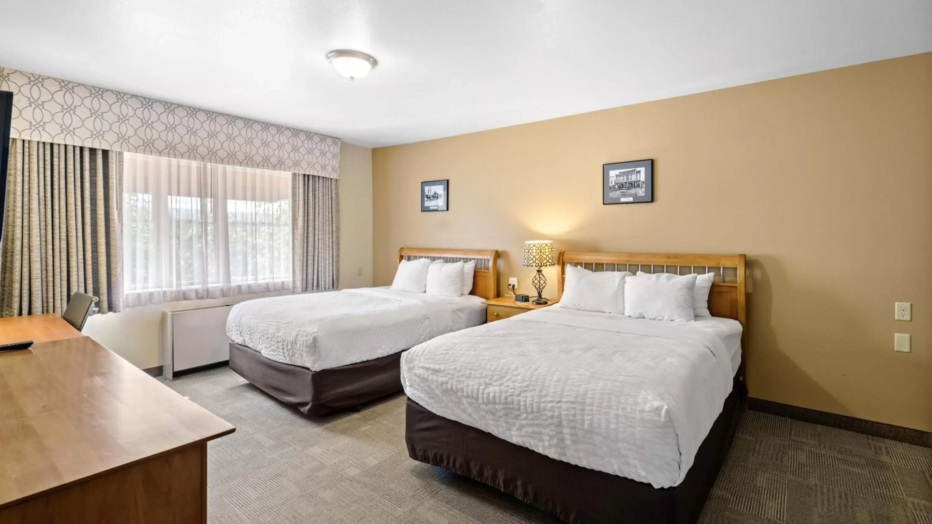 Facility for disabled guests, Bed in Clarion Hotel & Suites Fairbanks near Ft. Wainwright