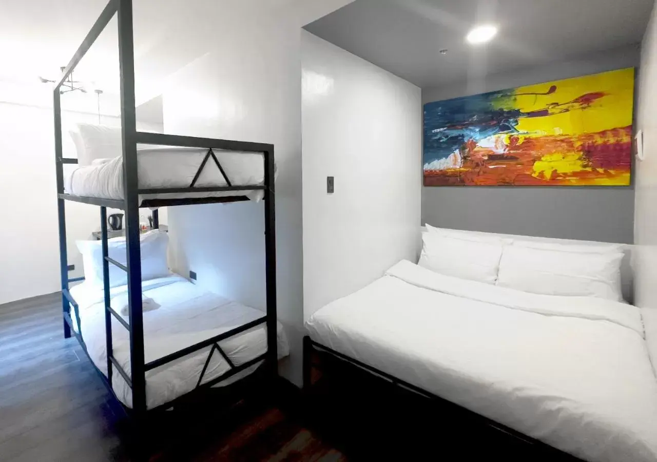 Suite with Garden View in mySTAY Hotel BGC South Suite with Garden View in mySTAY Hotel BGC South