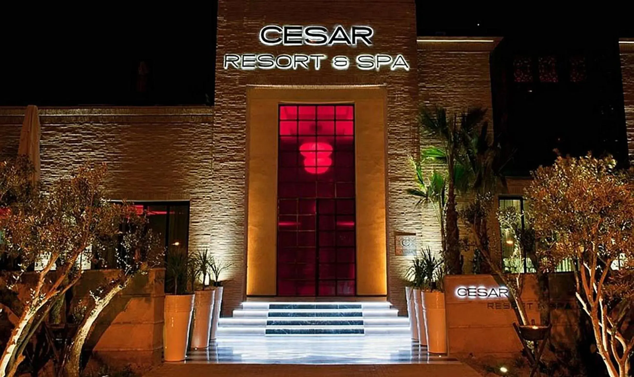 Facade/entrance in Cesar Resort & Spa