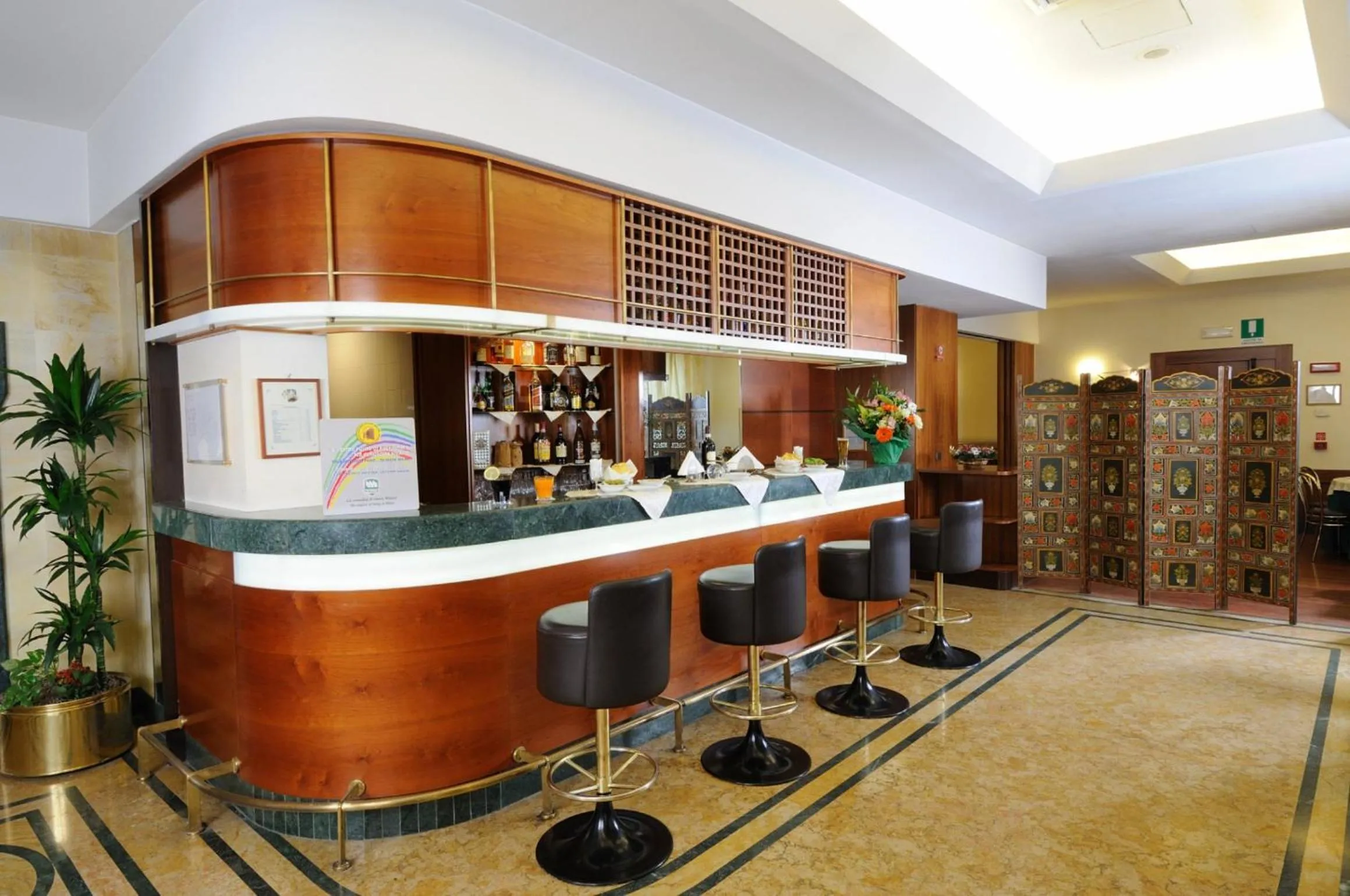 Lounge or bar in Hotel Mirage Sure Hotel Collection by Best Western