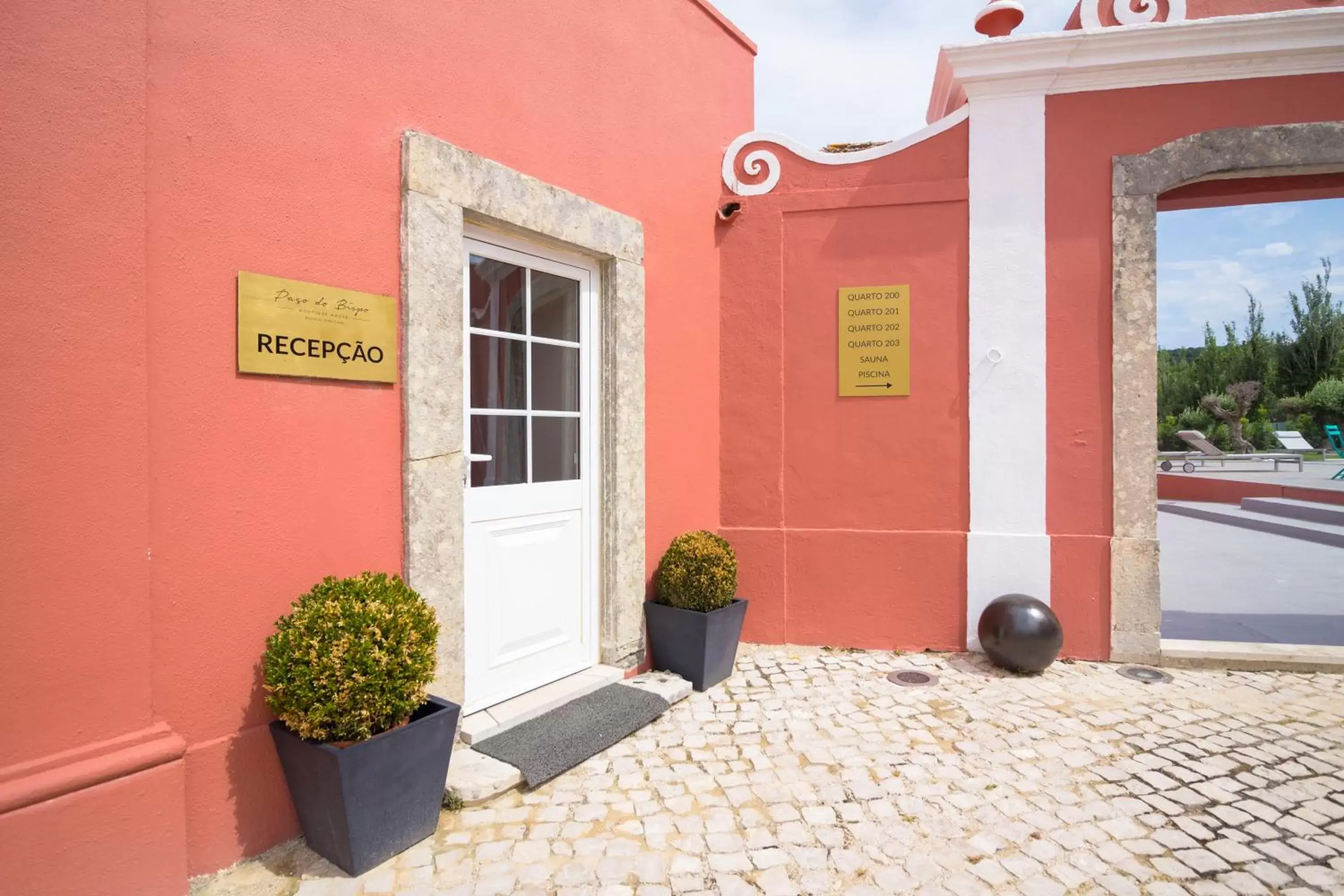 Lobby or reception, Facade/Entrance in Paço do Bispo Boutique House