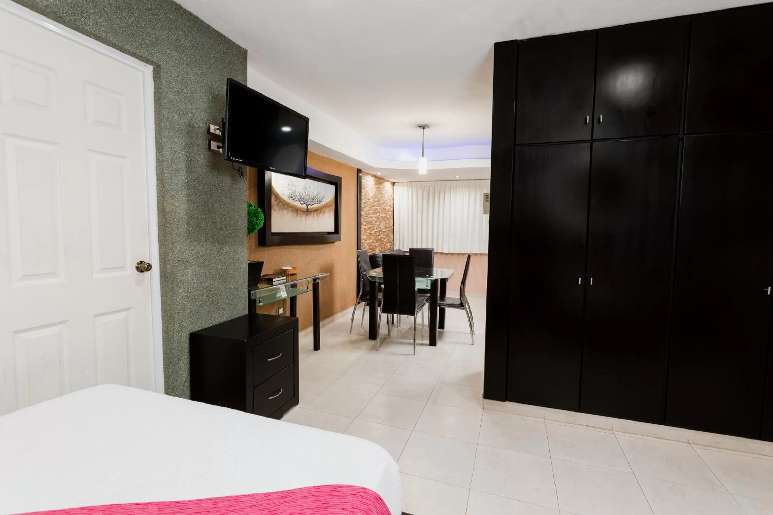 Bed in Hotel & Suites Country Valladolid