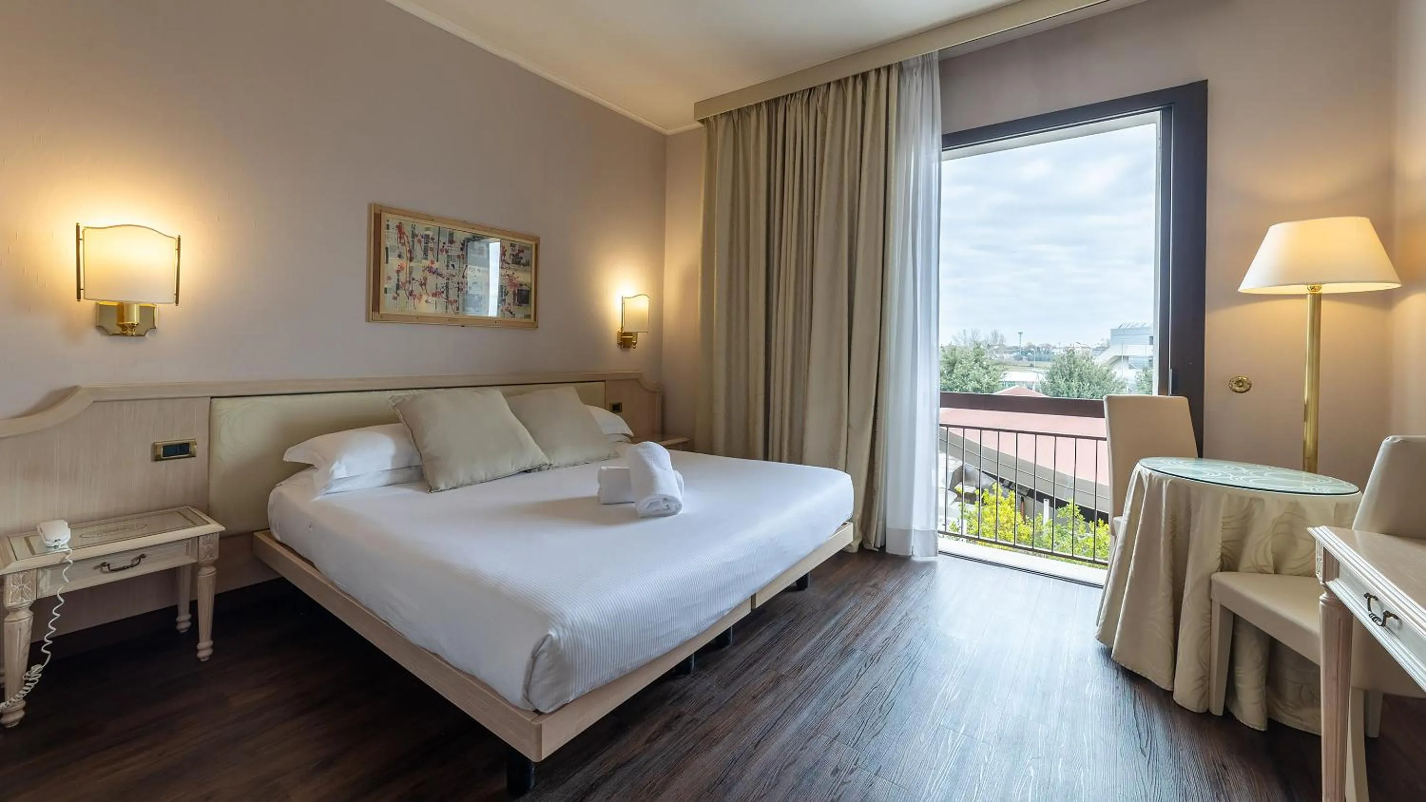 Photo of the whole room, Bed in Hotel Salus Terme - Adults Only