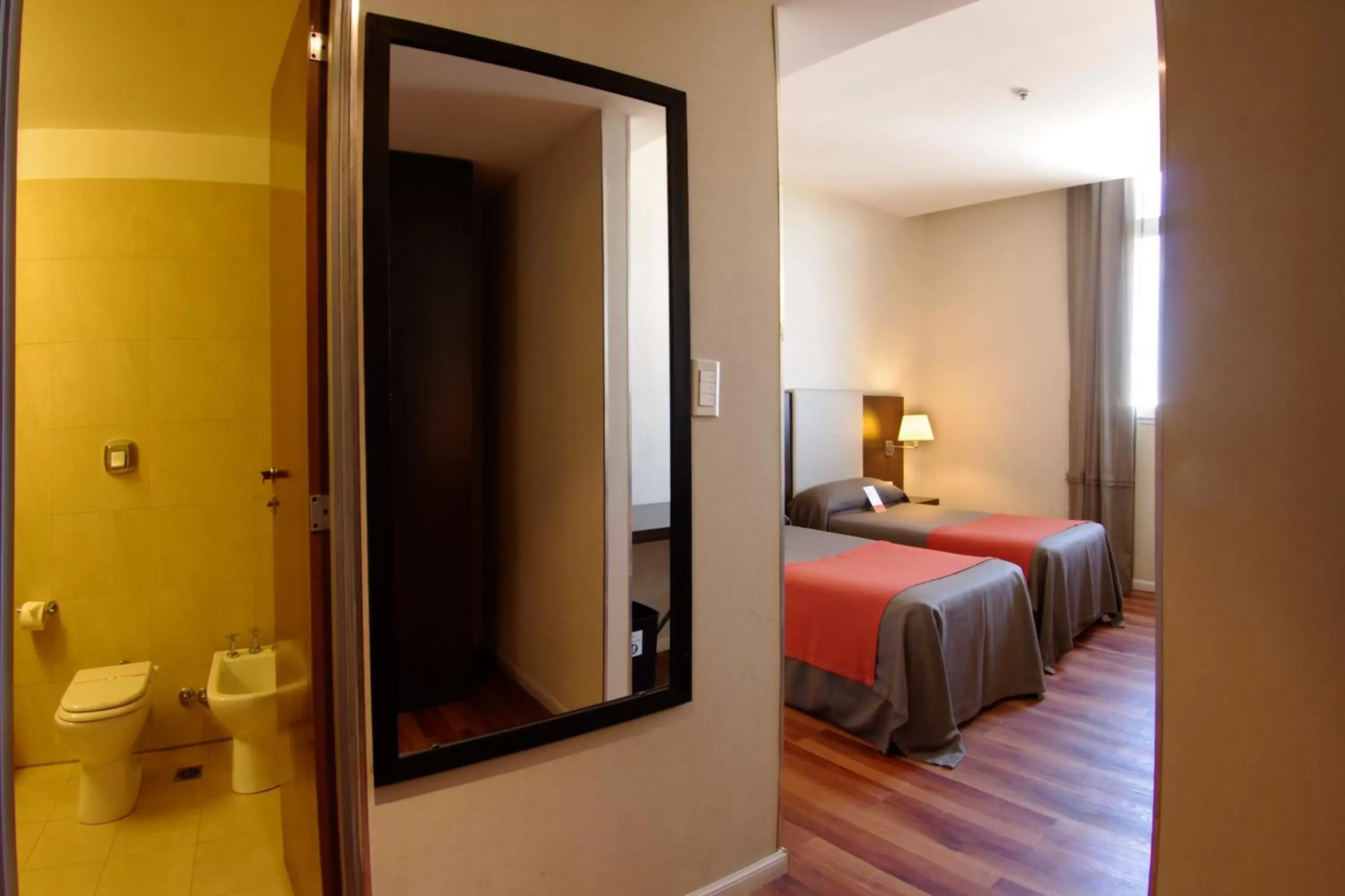 Bedroom, Bed in Gran Hotel Argentino Bedroom, Bed in Gran Hotel Argentino