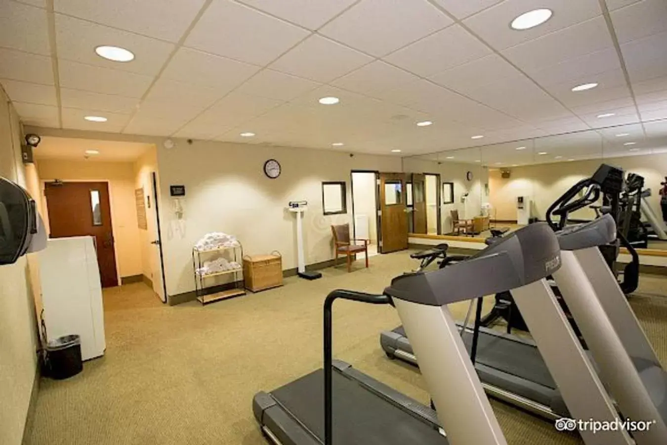 Fitness centre/facilities, Fitness Center/Facilities in SureStay Hotel by Best Western Secaucus Meadowlands
