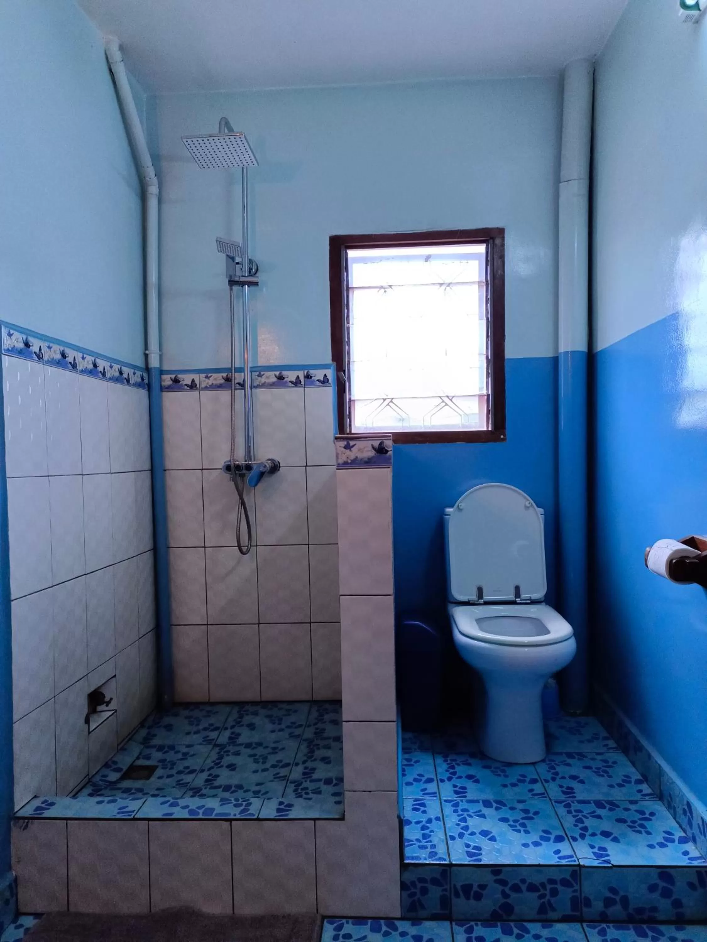 Bathroom in Antsirabe Hotel