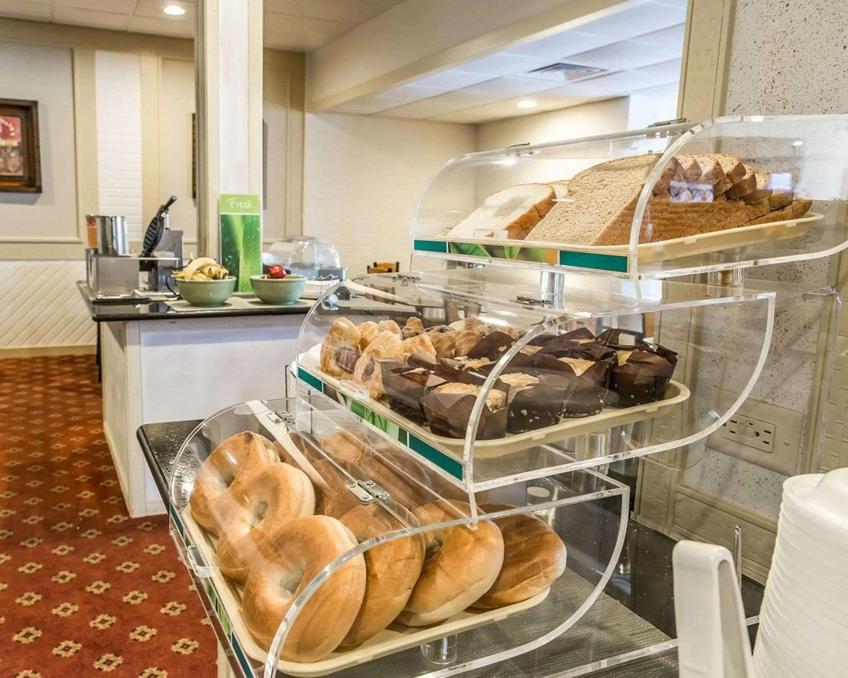 Restaurant/places to eat, Breakfast in Quality Inn & Suites Indiana, PA
