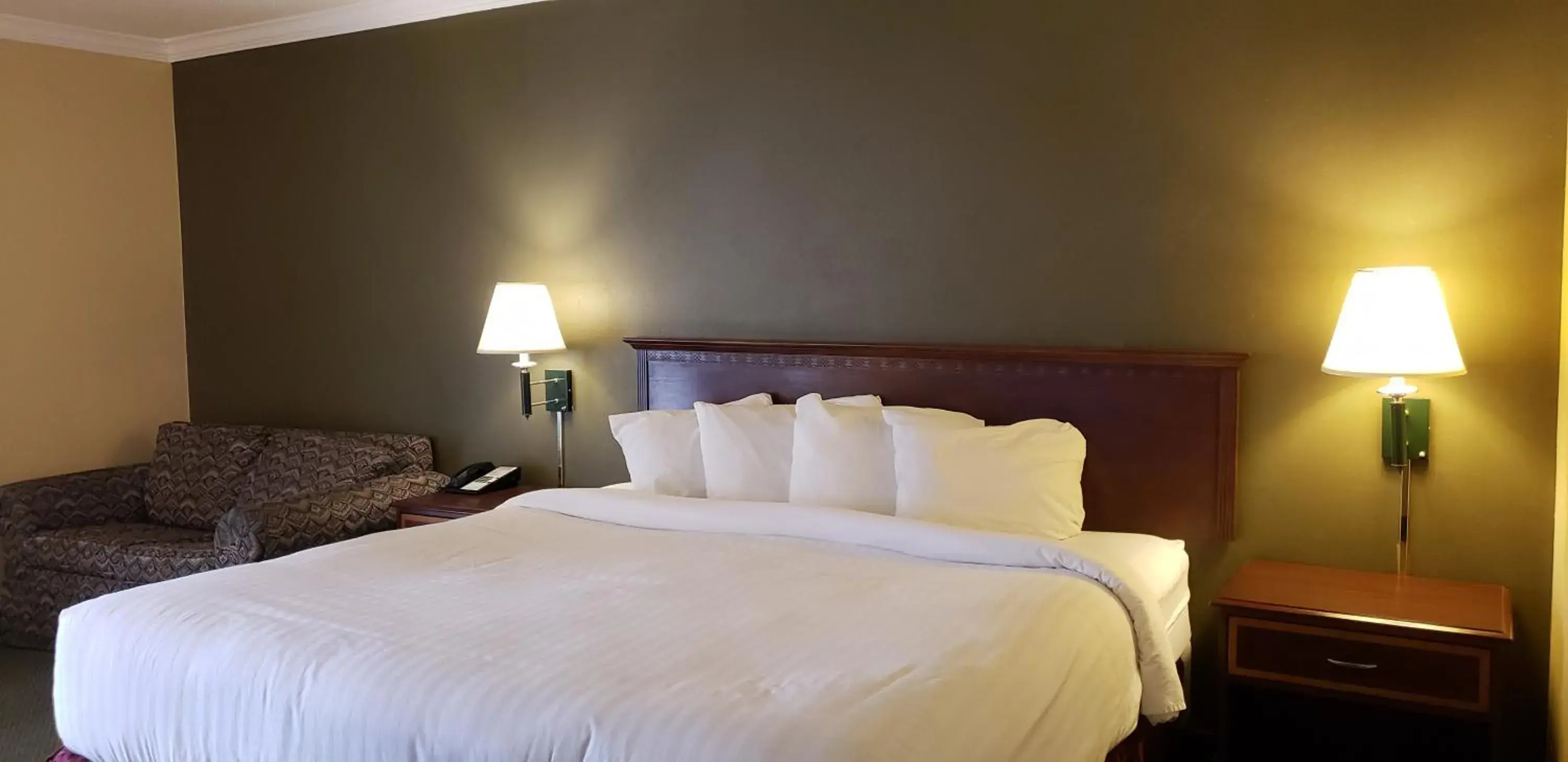 Bed in Extend-A-Suites - Amarillo West