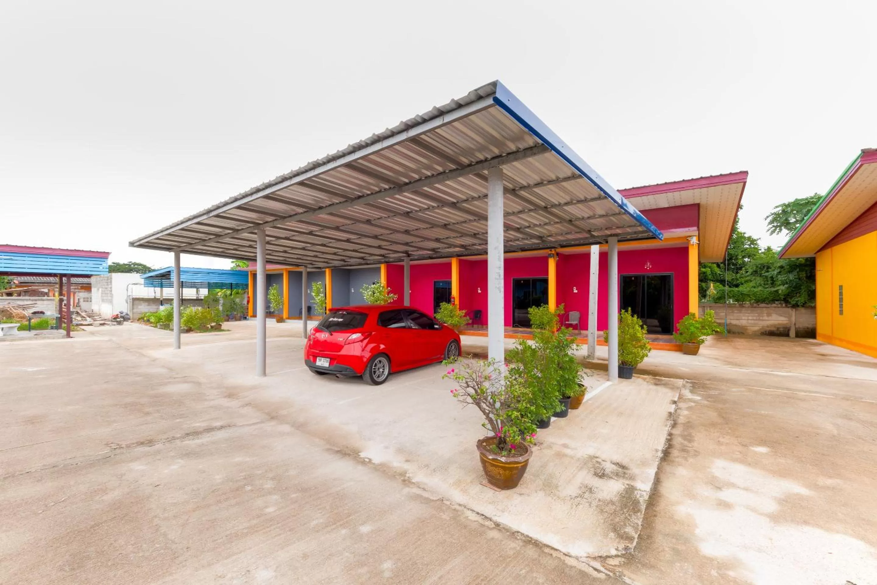 Facade/entrance, Property Building in OYO 1044 Vassana Resort