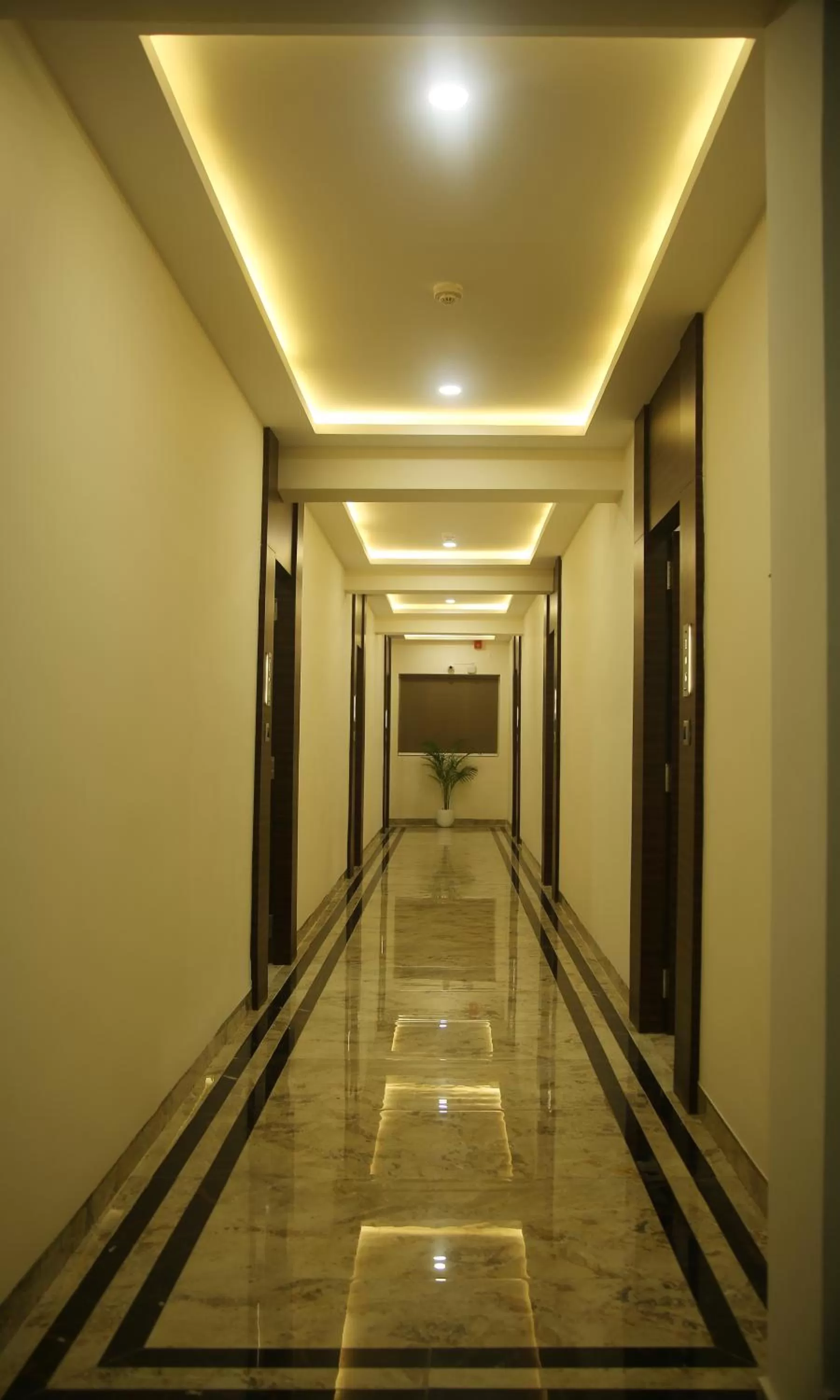 Lobby or reception in PARK IRIS HOTELS, Bharathi Nagar
