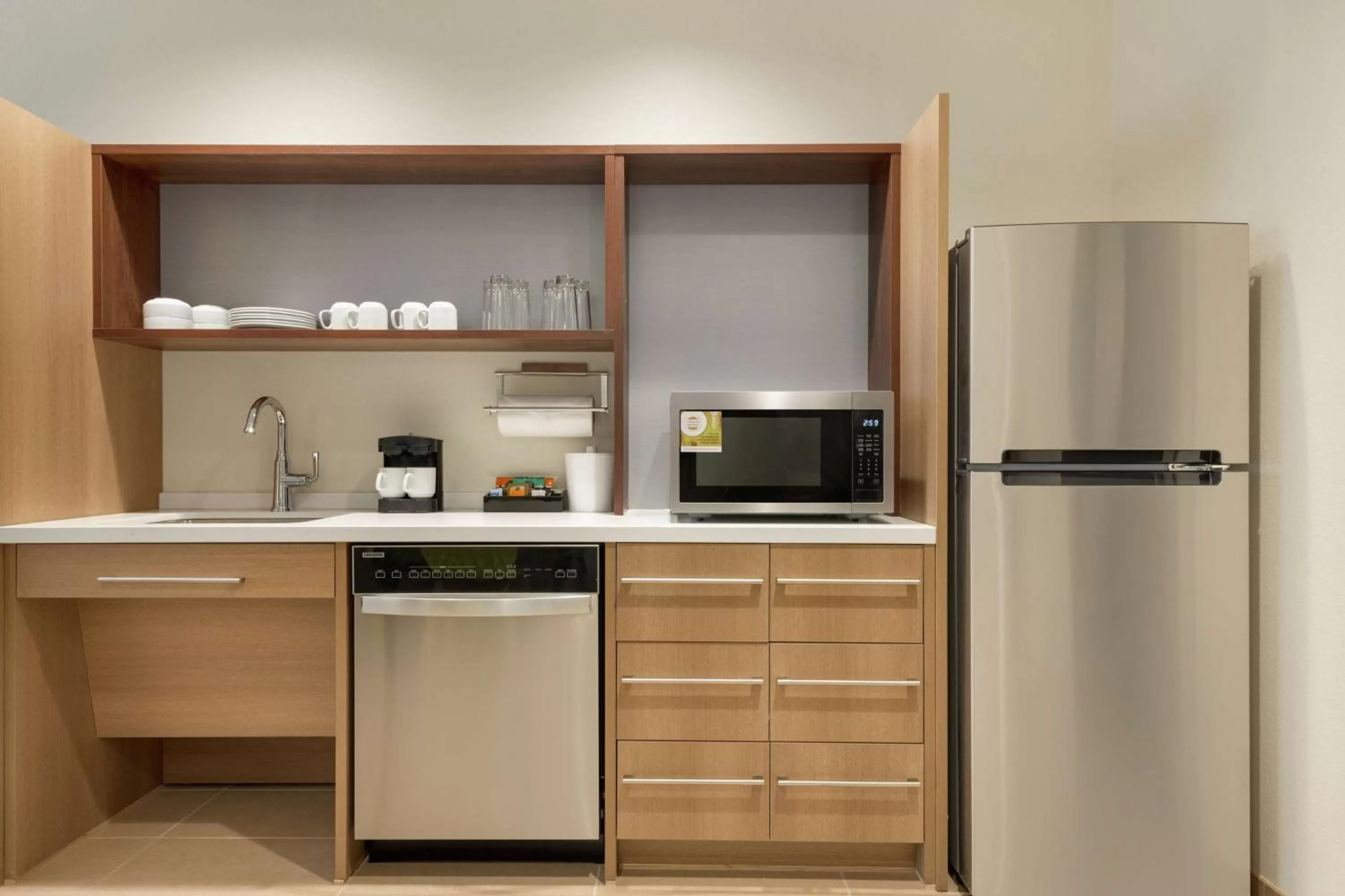 Kitchen or kitchenette in Home2 Suites By Hilton Rochester Greece