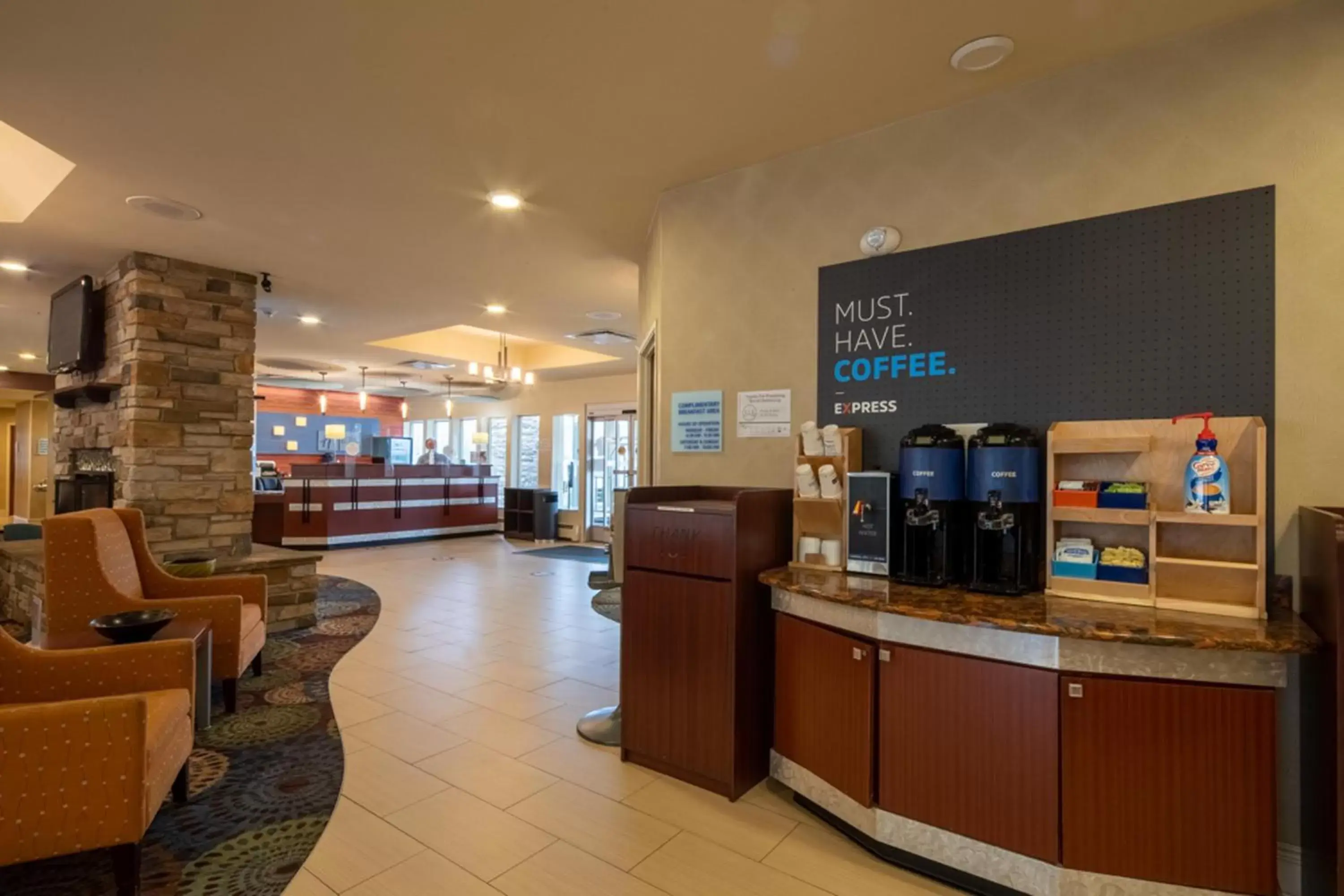 Bedroom in Holiday Inn Express Hotel & Suites Pittsburgh Airport, an IHG Hotel