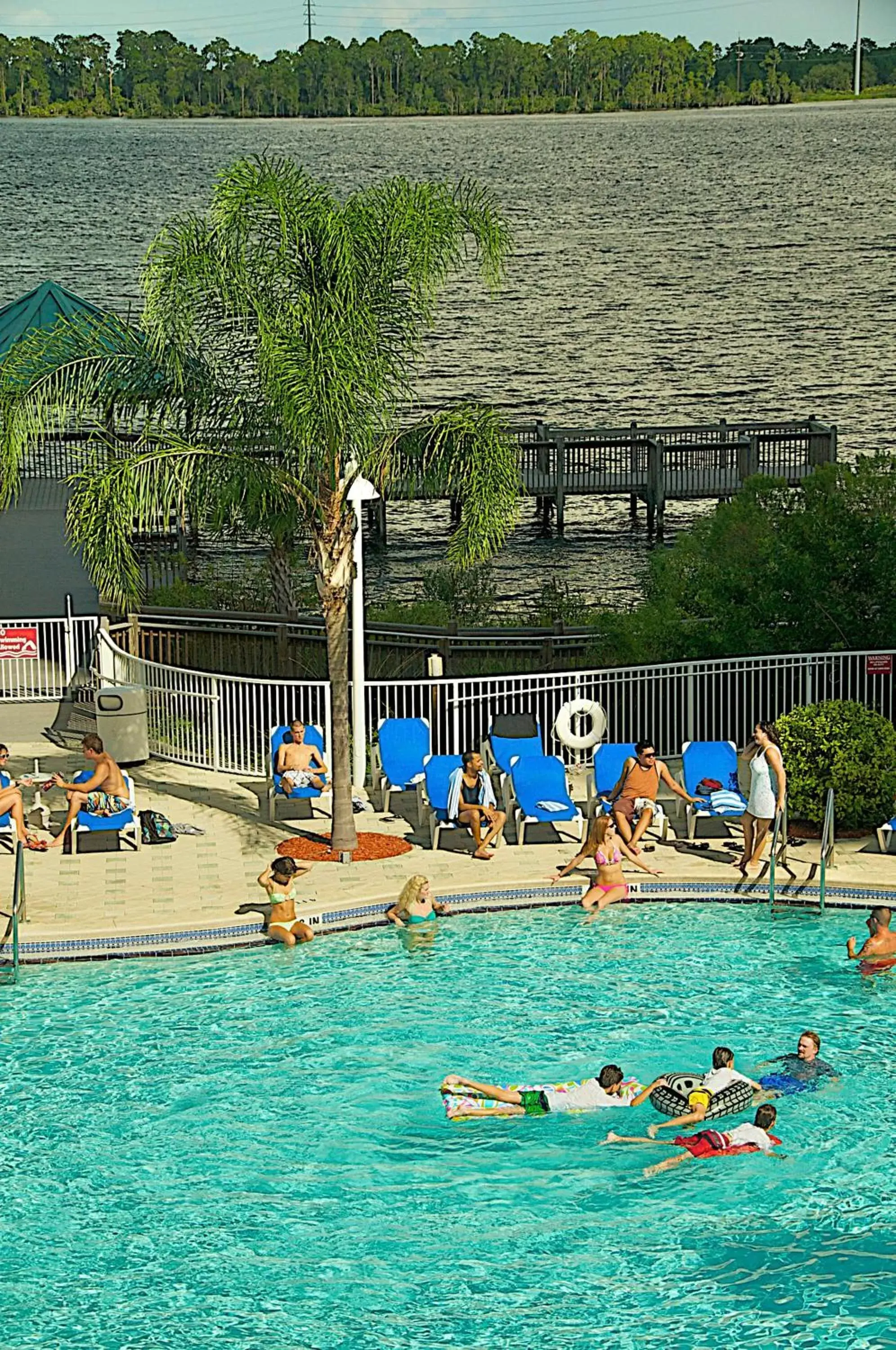 Swimming pool in Blue Heron Beach Resort