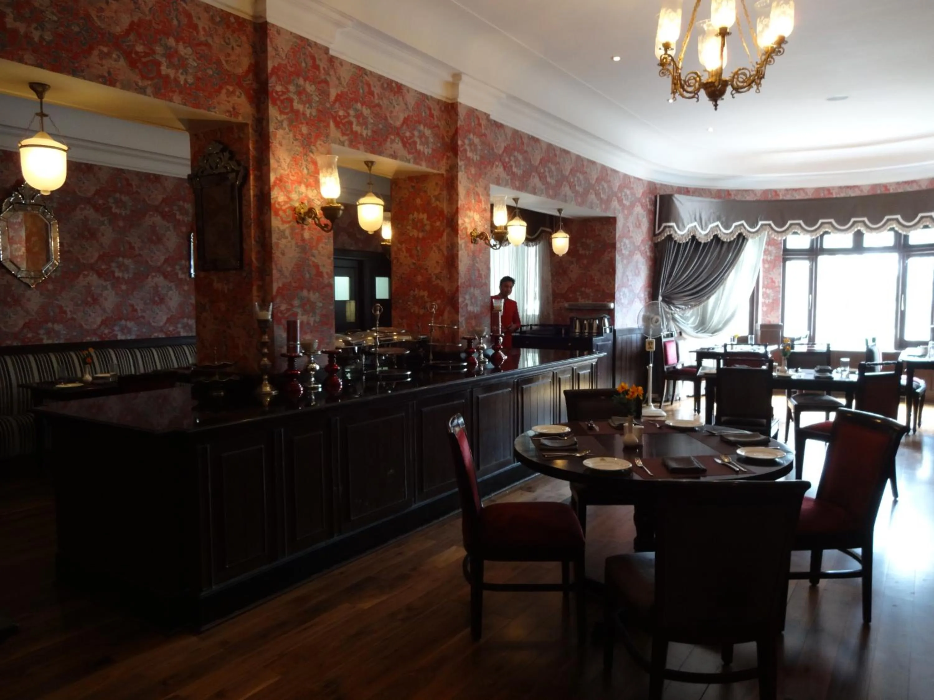 Restaurant/places to eat in The Claridges Nabha Residence