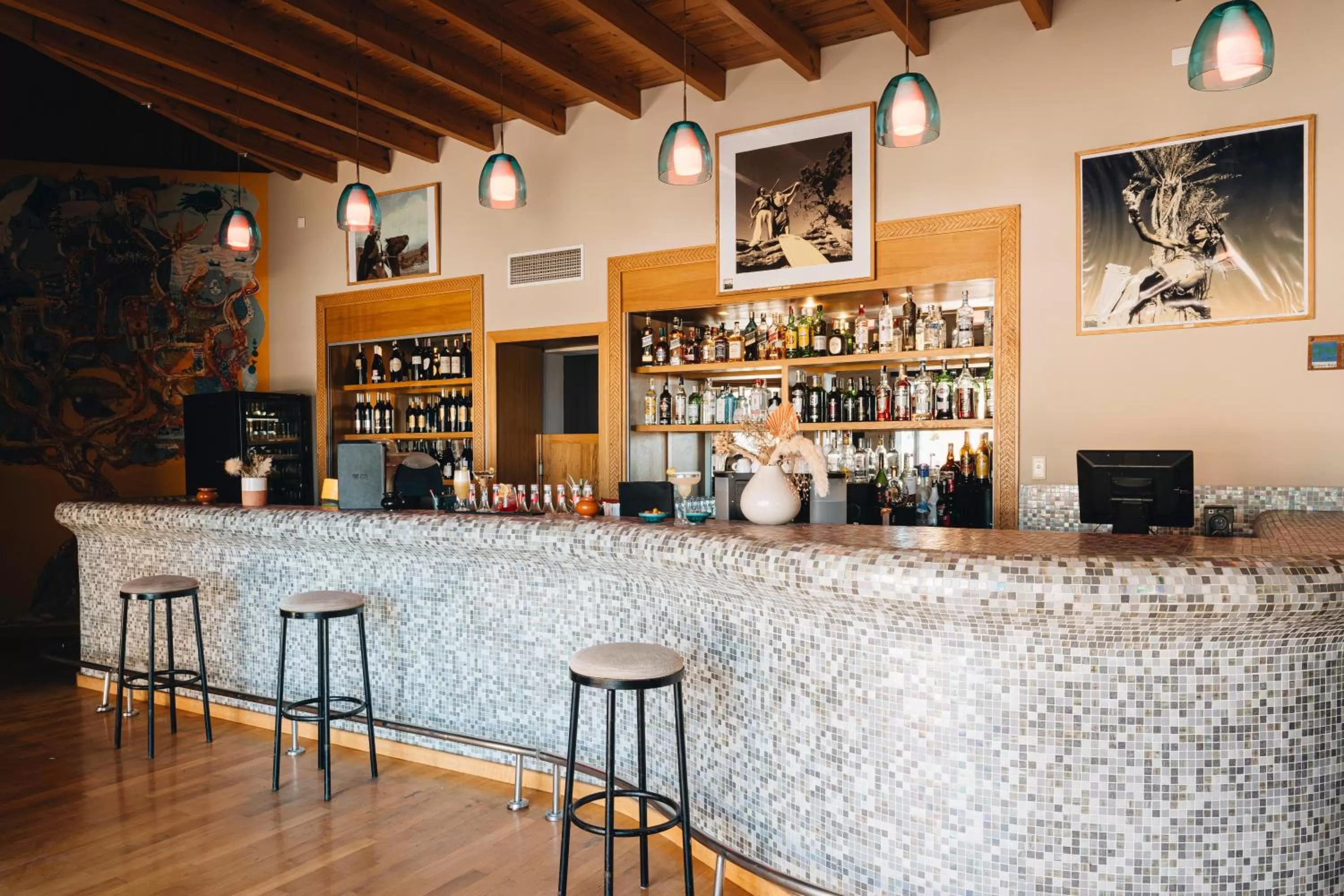 Lounge or bar in Paradis Plage Surf Yoga & Spa