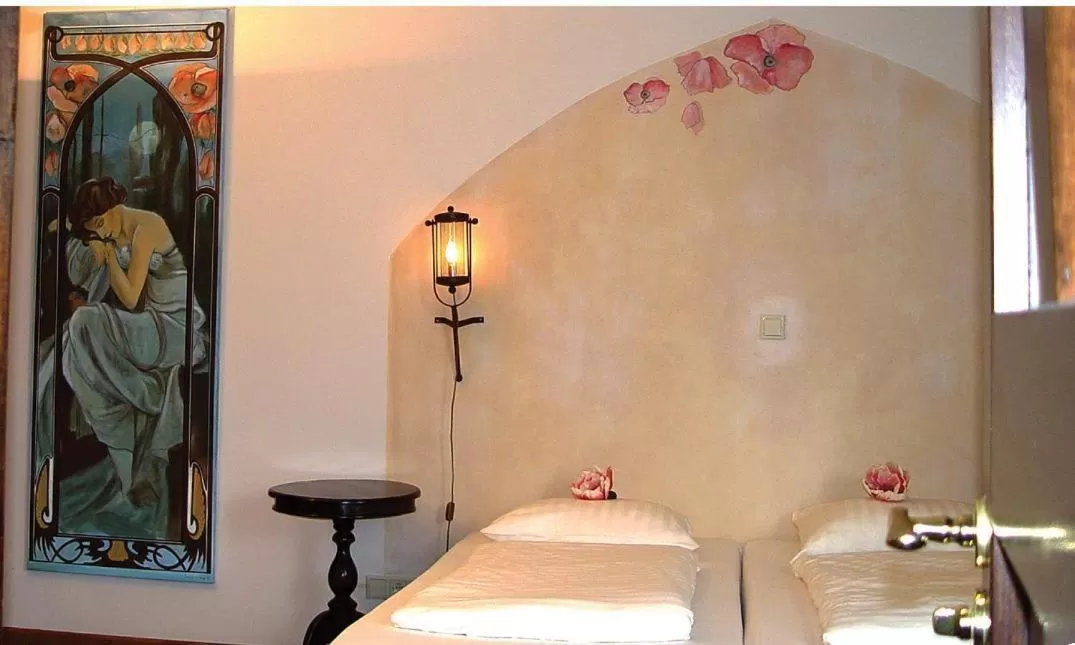 Bedroom in Hotel Huys van Heusden