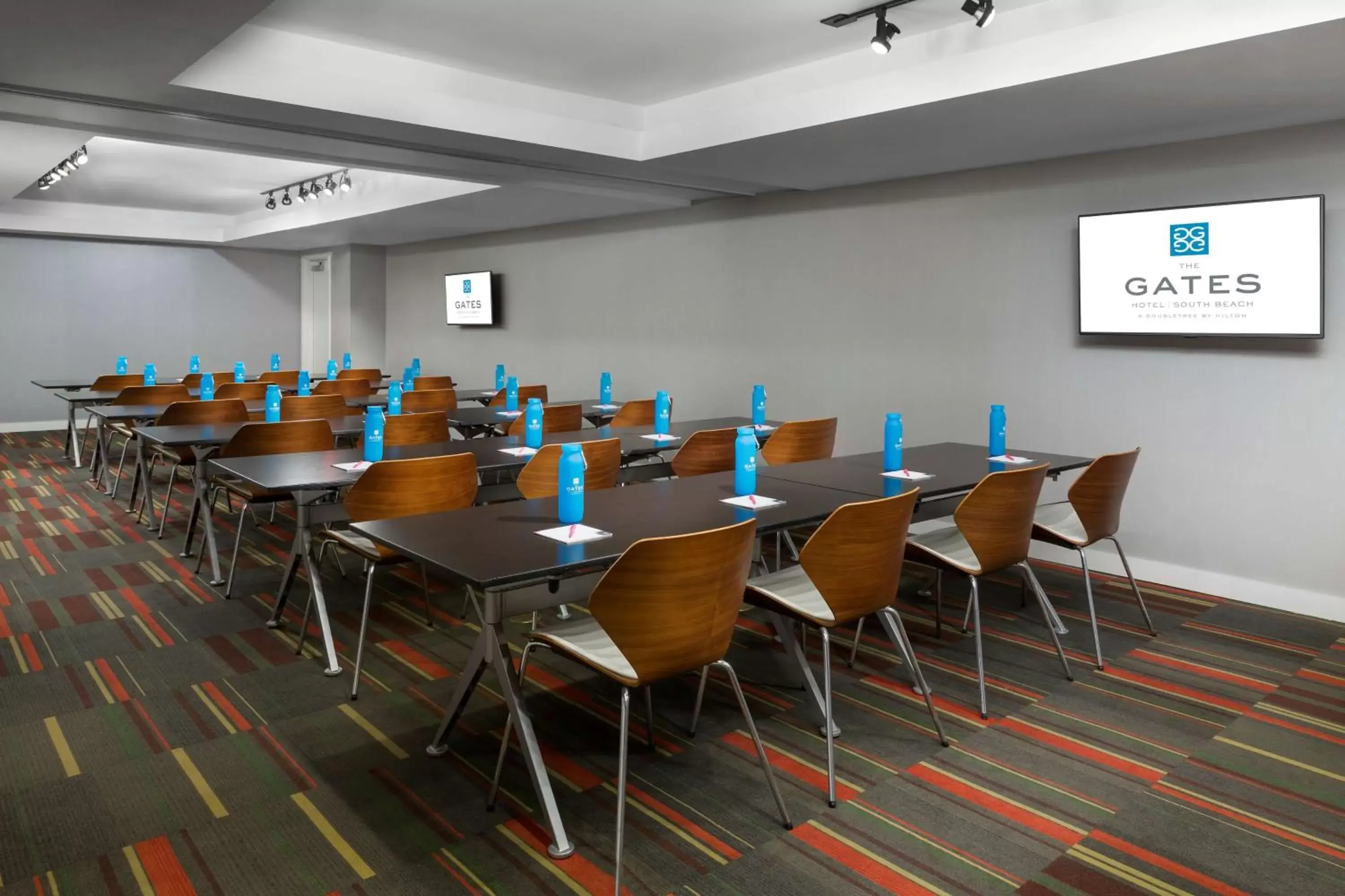 Meeting/conference room in The Gates Hotel South Beach - a Doubletree by Hilton